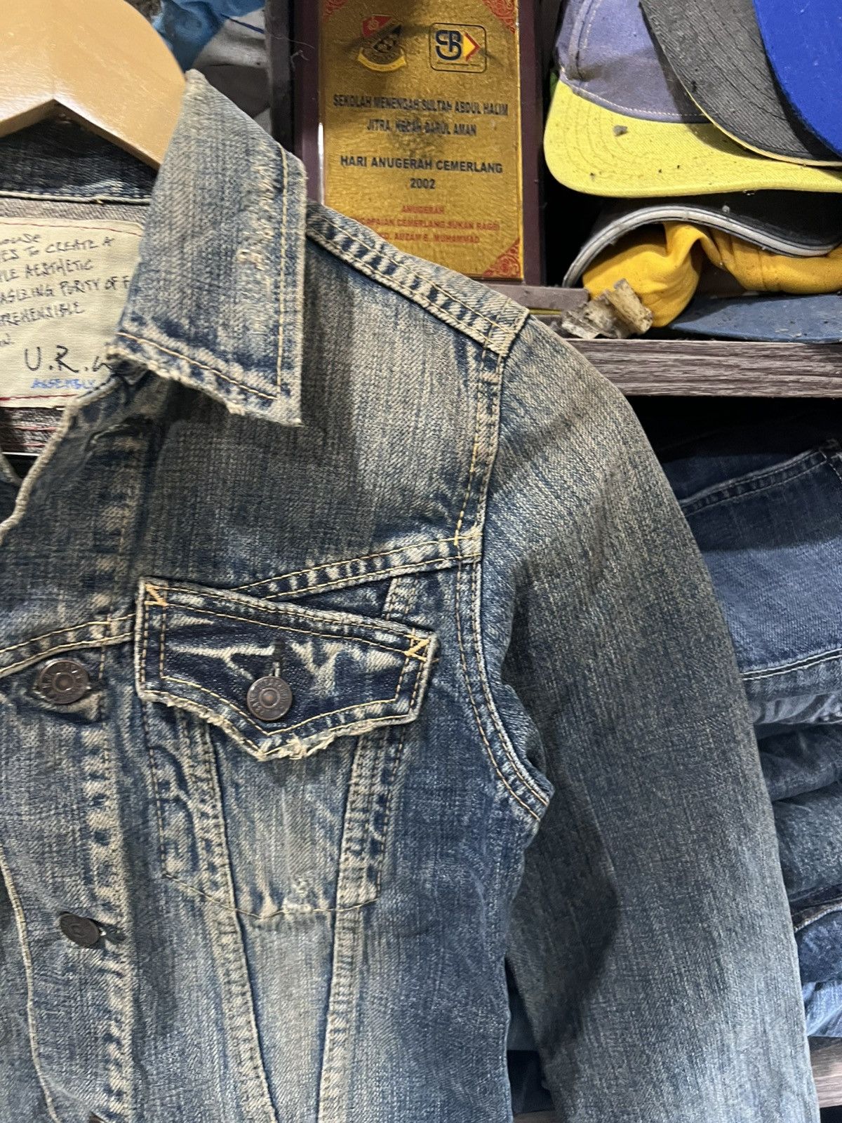 URBAN RESEARCH DOORS 🔥Urban Research Distressed Denim Jacket Size XS / US 0-2 / IT 36-38 - 5 Thumbnail