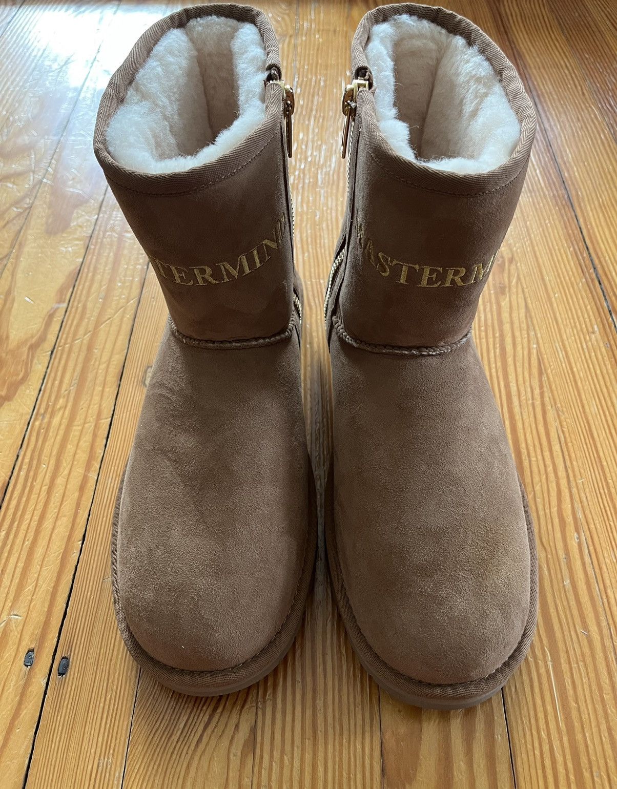 Mastermind World × Ugg Mastermind Japan Ugg Zip Up Boot Chestnut Beige Tan Brown Size US 10 / EU 43 - 3 Thumbnail