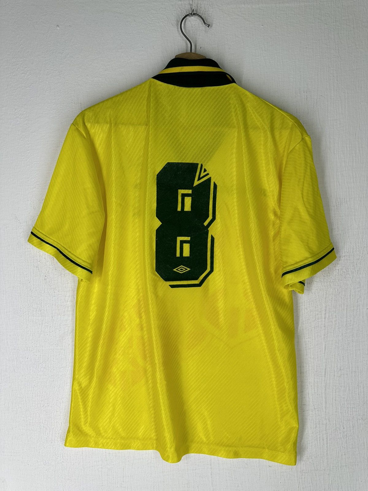 Umbro × Vintage Vtg 90’s Umbro Brasil Home Number 8 Dunga National Jersey Size US M / EU 48-50 / 2 - 6 Thumbnail