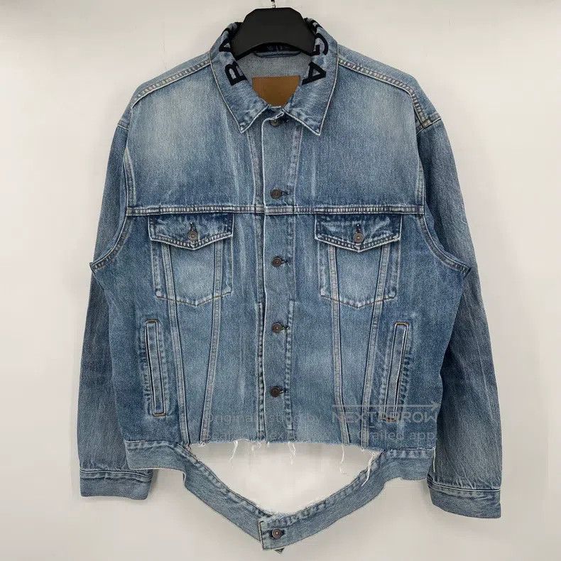 Balenciaga Balenciaga Collar embroidery letter denim jacket Size XS / US 0-2 / IT 36-38 - 1 Thumbnail