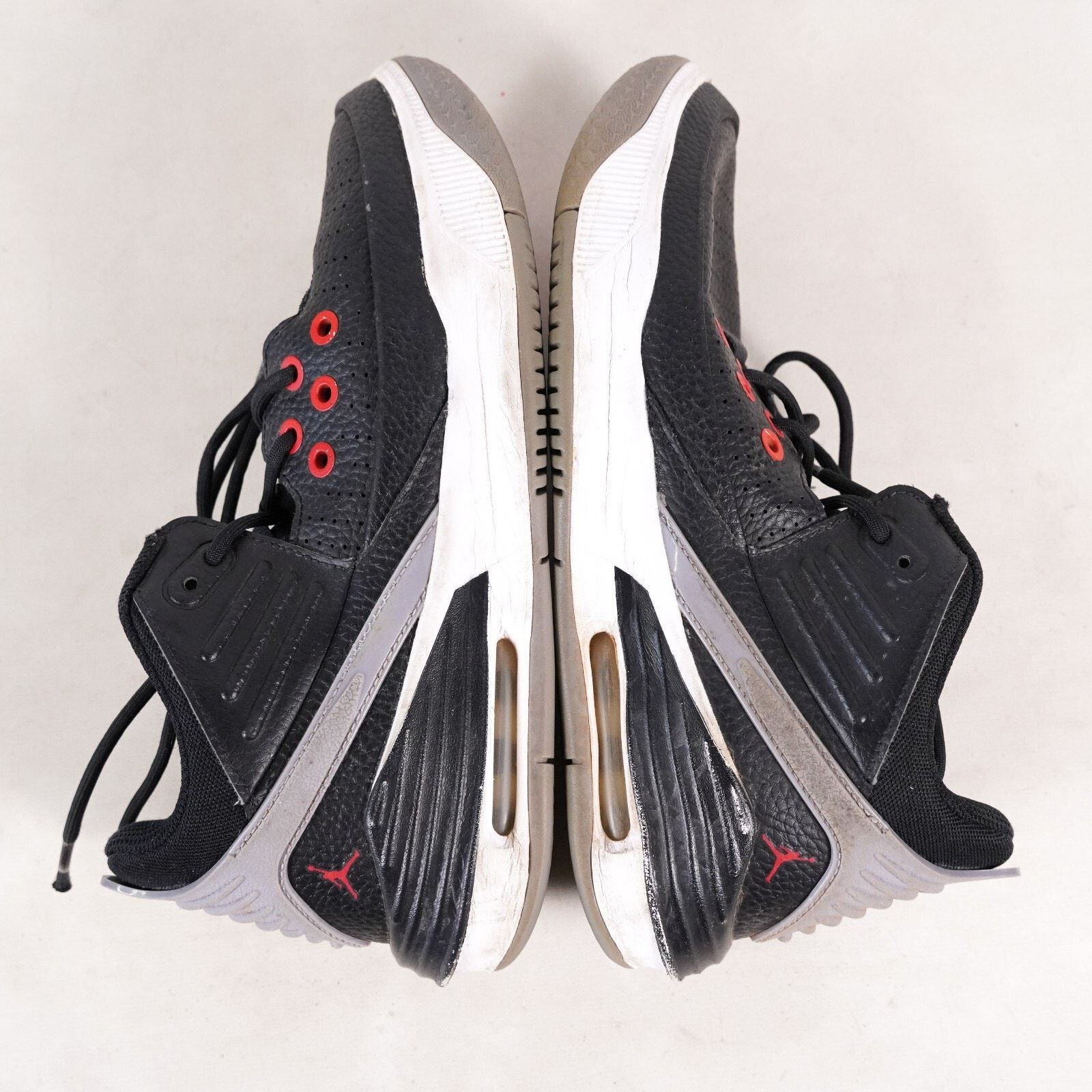 Nike Air Jordan Max Aura Basket Ball Shoes Sneakers Youth 6.5 Size US 6.5 / EU 39-40 - 6 Thumbnail
