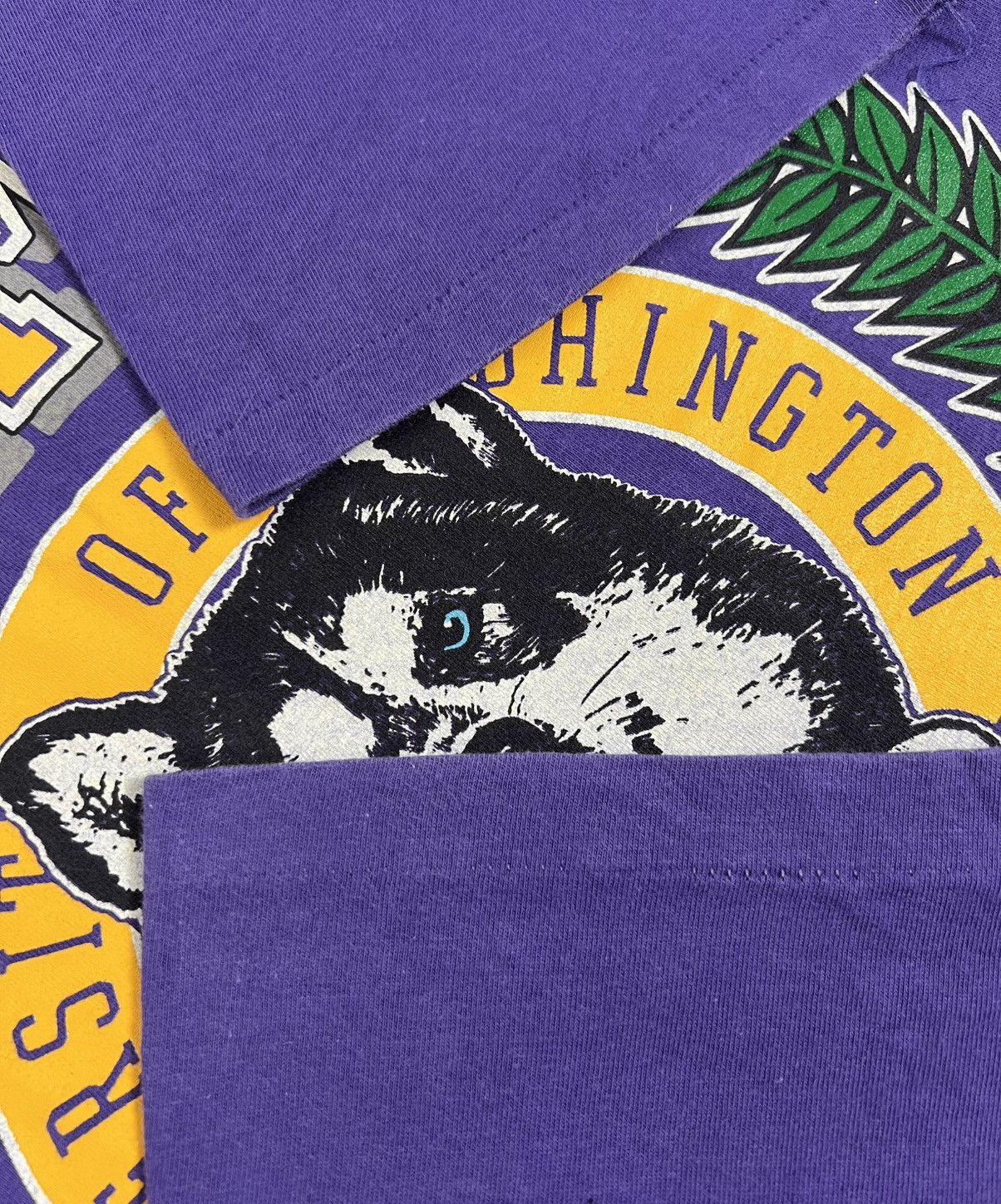 Vintage vintage University of Washington Huskies 1991 Tee Size US L / EU 52-54 / 3 - 6 Thumbnail
