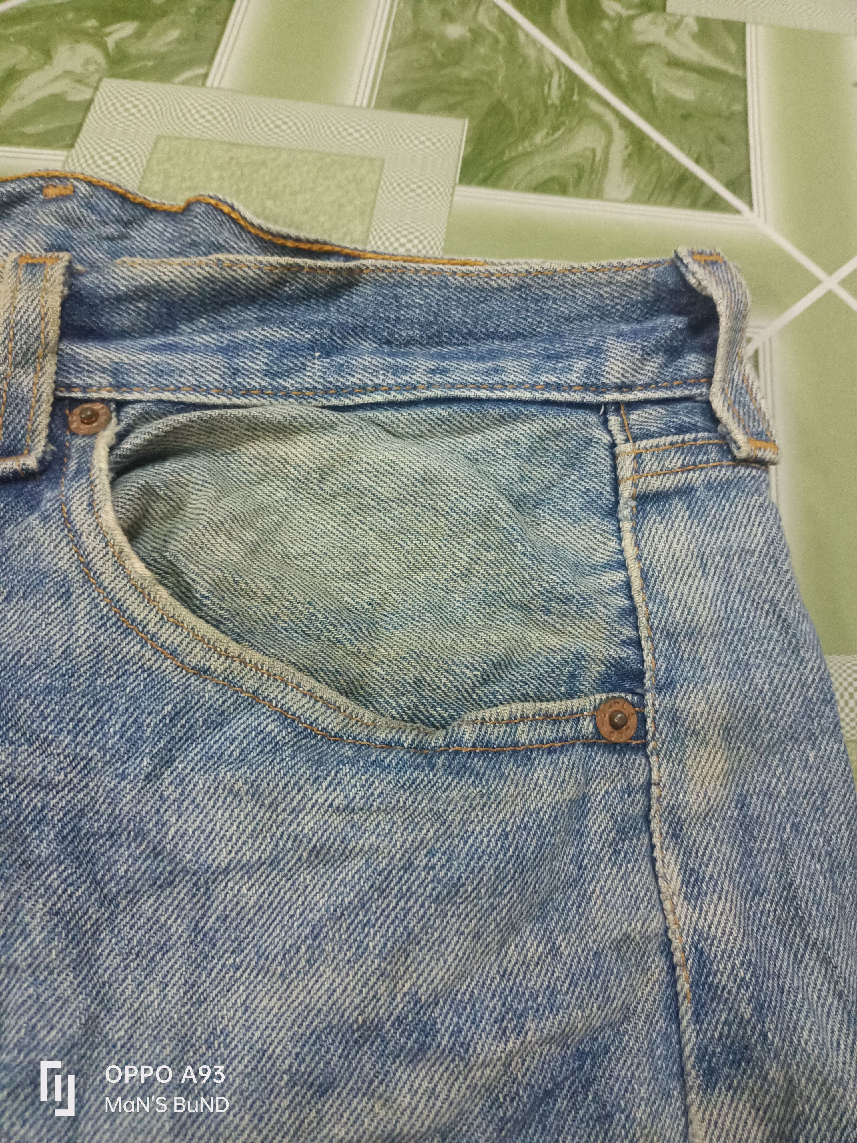 Distressed VINTAGE Levi's 501XX 90s
