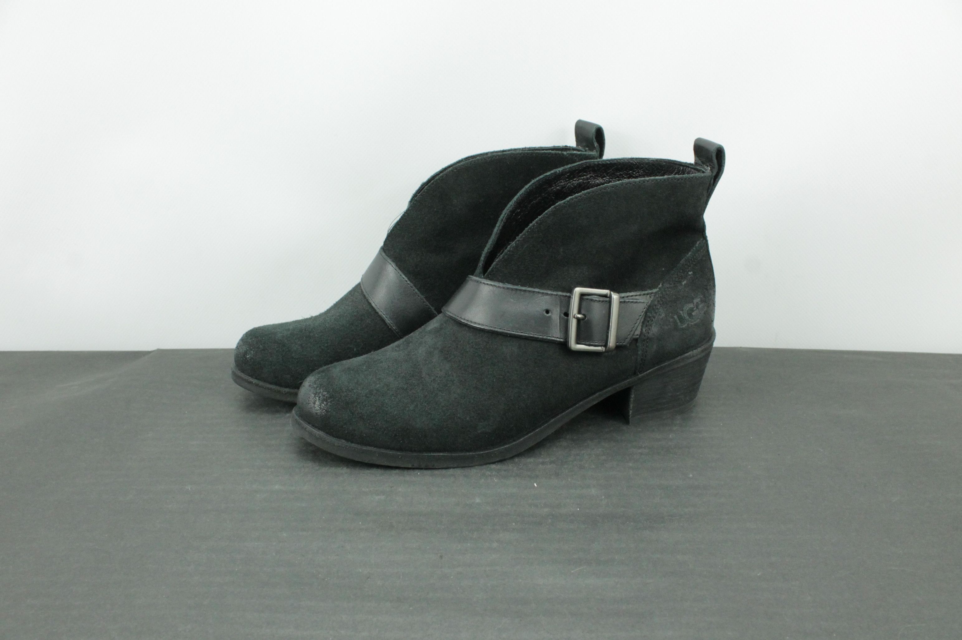 Ugg UGG Australia Wright Belted Black Suede Ankle Booties Size US 7 / IT 37 - 3 Thumbnail
