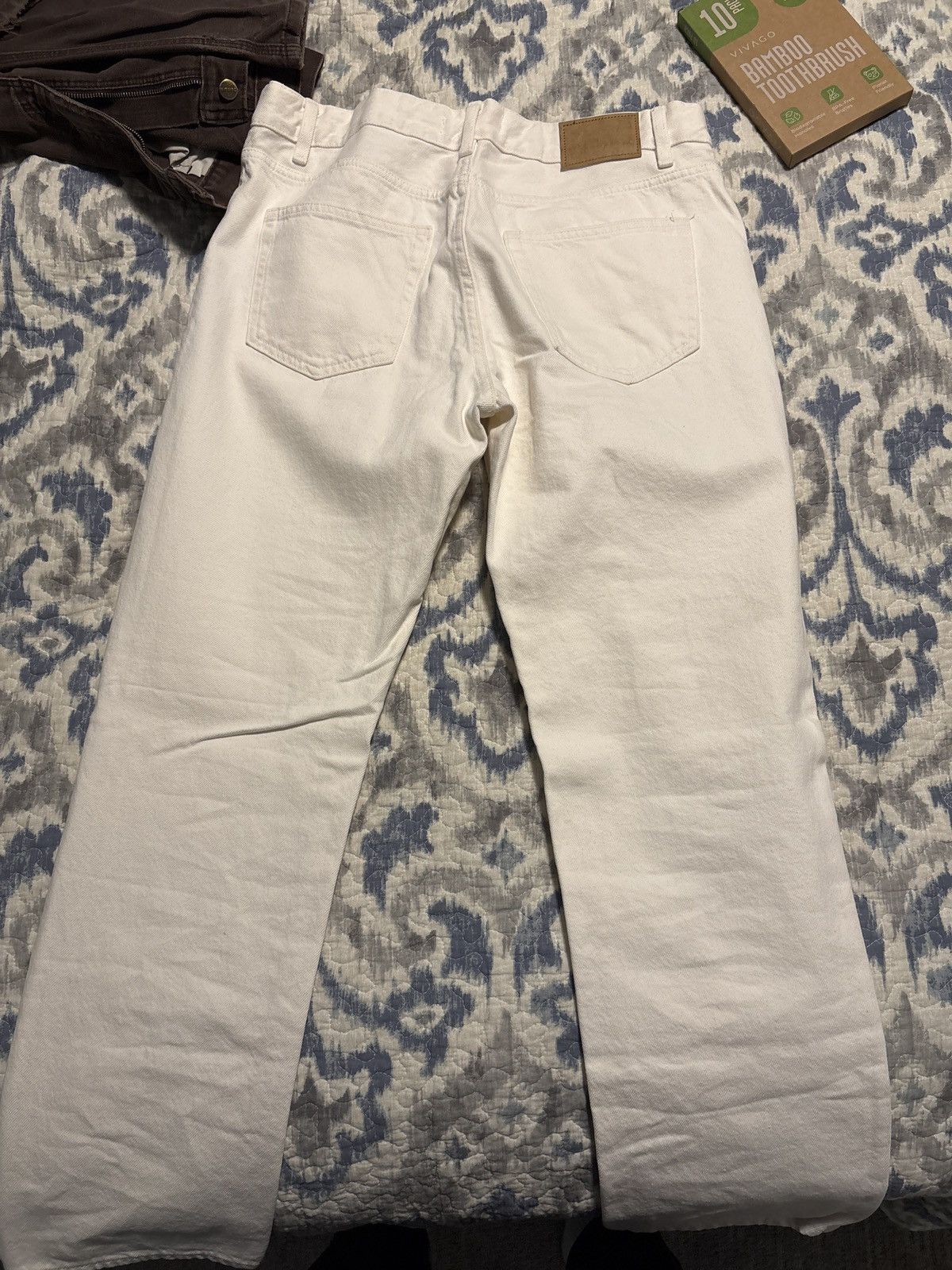 Zara Cream Relaxed Fit Denim Zara Size US 34 / EU 50 - 2 Thumbnail