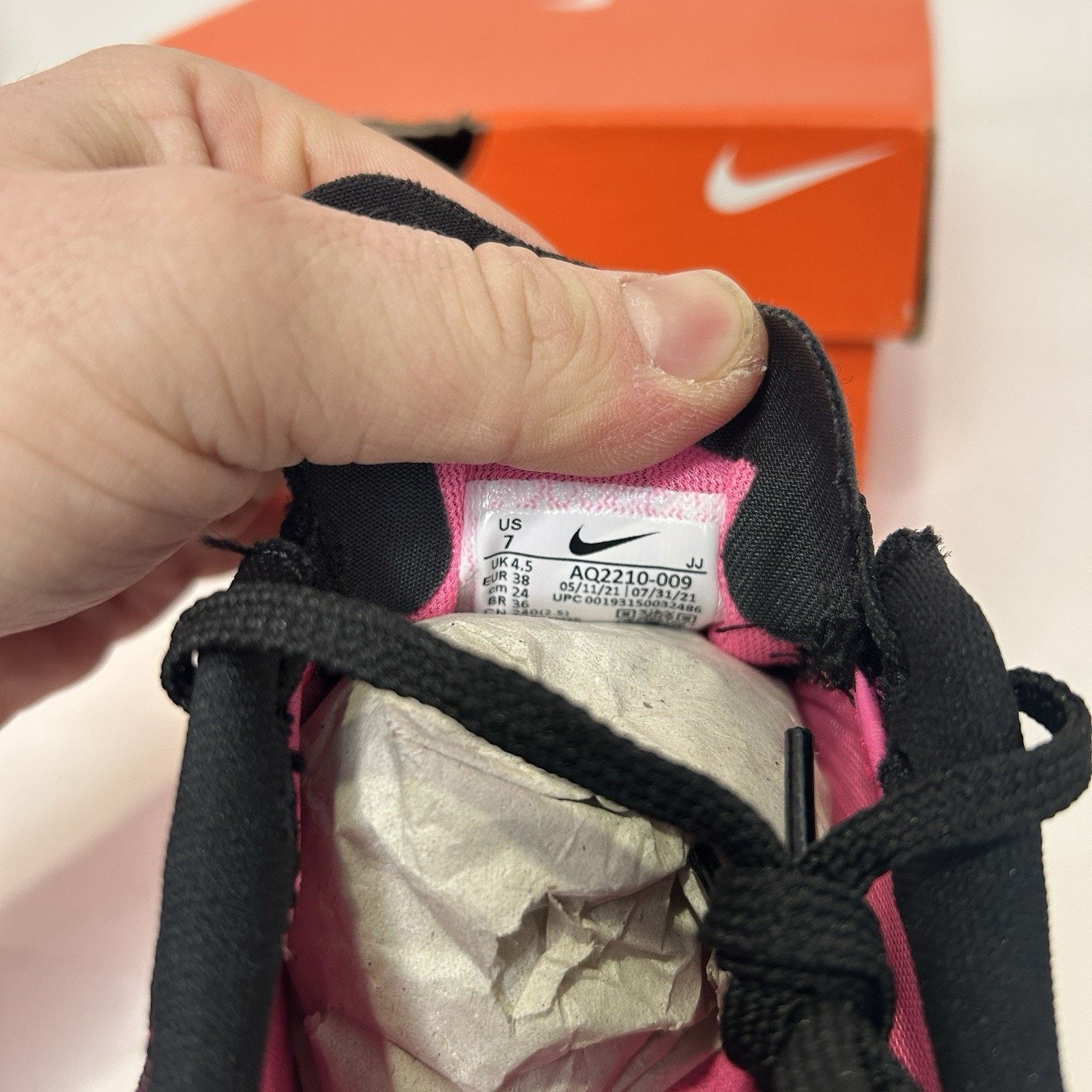 Nike Nike Air Zoom Pegasus 36 WMNS “Pink Blast/True Berry" Size US 7 / IT 37 - 6 Thumbnail