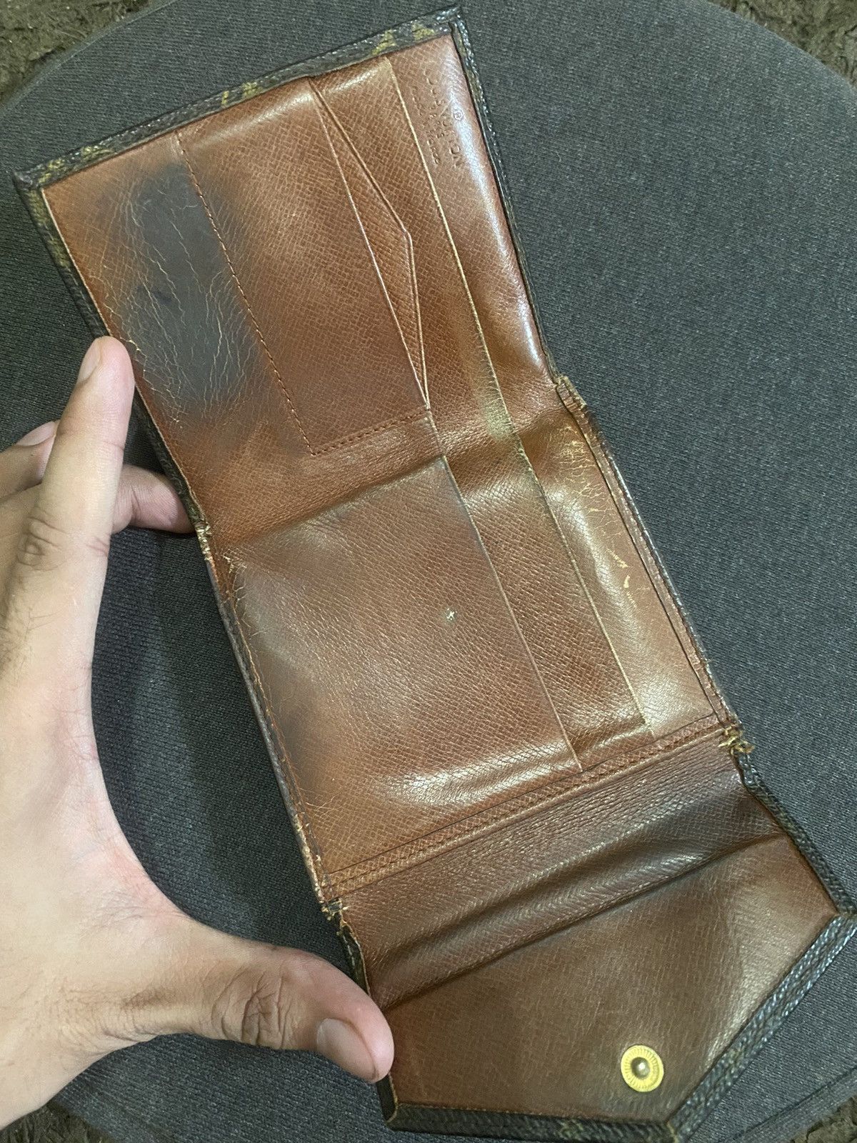 Louis Vuitton Louis Vuitton Wallet Size ONE SIZE - 5 Thumbnail