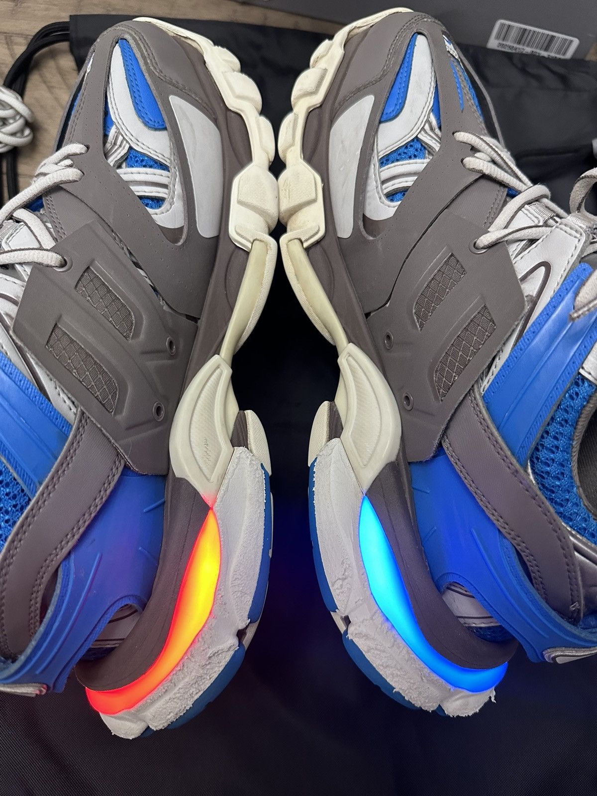 Balenciaga Balenciaga led track Size US 7 / EU 40 - 6 Thumbnail