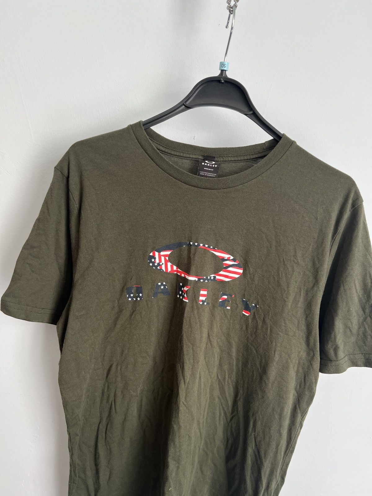 Oakley Vintage 2000’s Oakley T Shirt Center Logo Gorpcore Size US S / EU 44-46 / 1 - 2 Thumbnail
