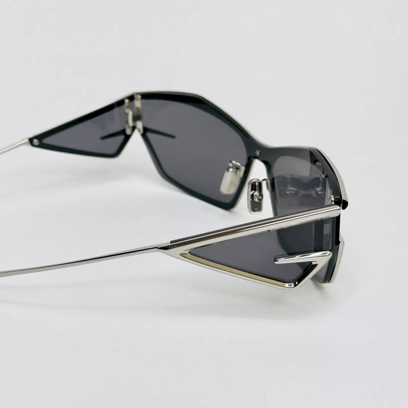 Givenchy GIVENCHY GIV CUT 40066 Ruthenium Gray GV40066U Sunglasses Size ONE SIZE - 7 Thumbnail