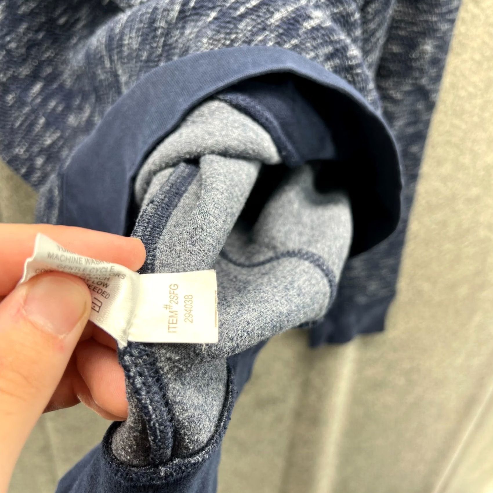 Orvis Orvis Sweater Mens Medium Blue Navy Fleece Crewneck Pullover Cotton Button Logo Pattern Solid Shirt Jacket? Size US M / EU 48-50 / 2 - 2 Thumbnail