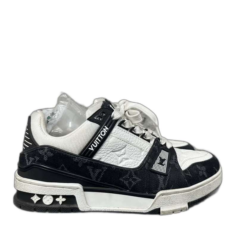 Louis Vuitton Black and White Sneakers Size 37.5-2507