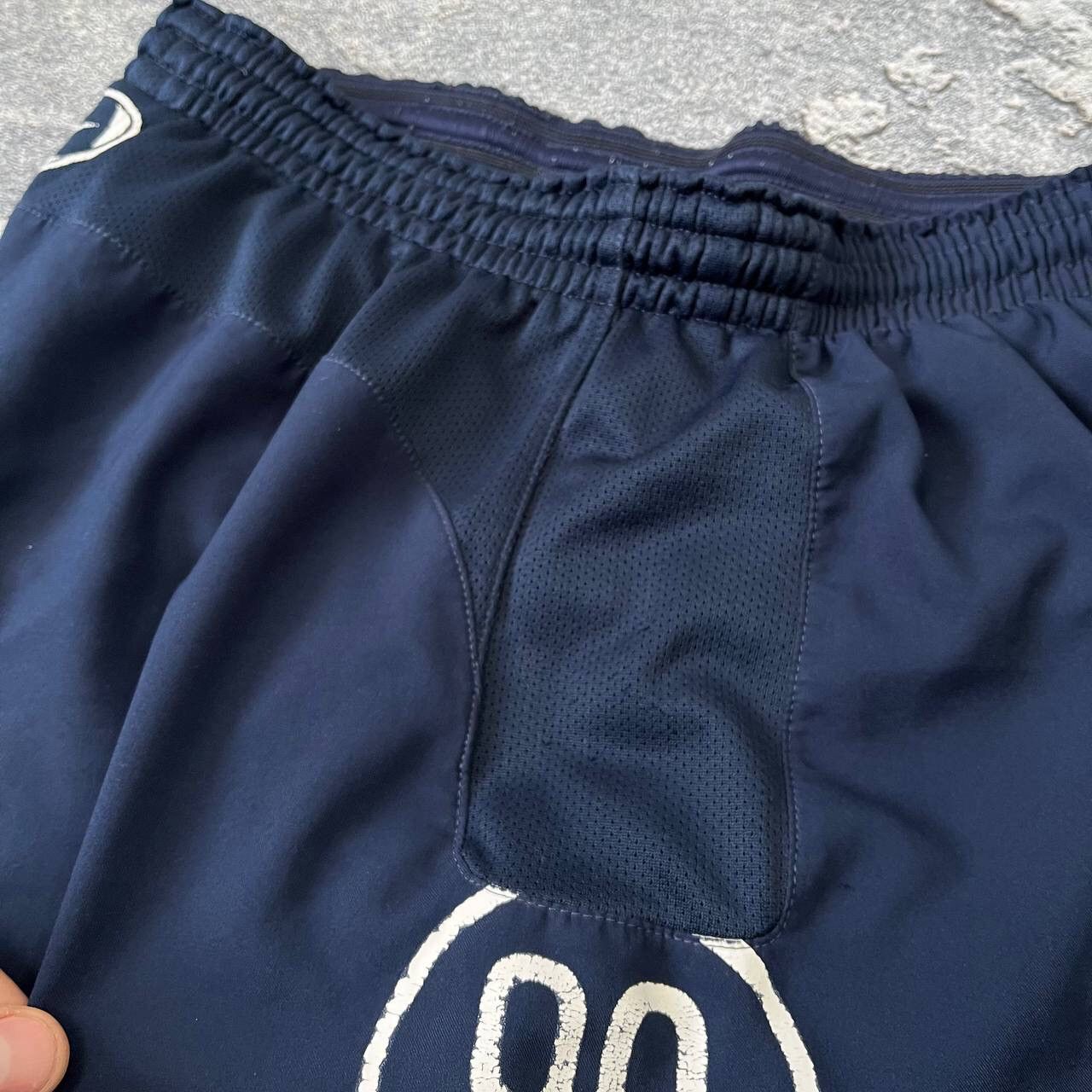Nike VTG Nike Shorts Mens Big Logo Total 90 Drifit Soccer Shorts Size US 35 - 4 Thumbnail