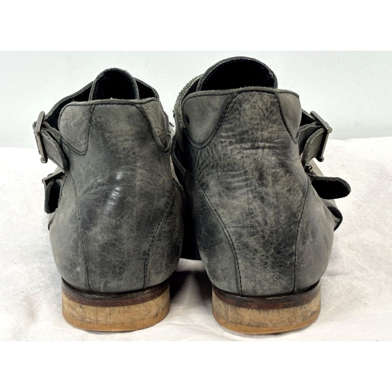 Free People Free People Braeburn Ankle Boots Women Distressed Grey Leather 39 9 Boho Festival Block Heel Leather Bootie Casual Womens Wardrobe Clean Size US 9 / IT 39 - 4 Thumbnail