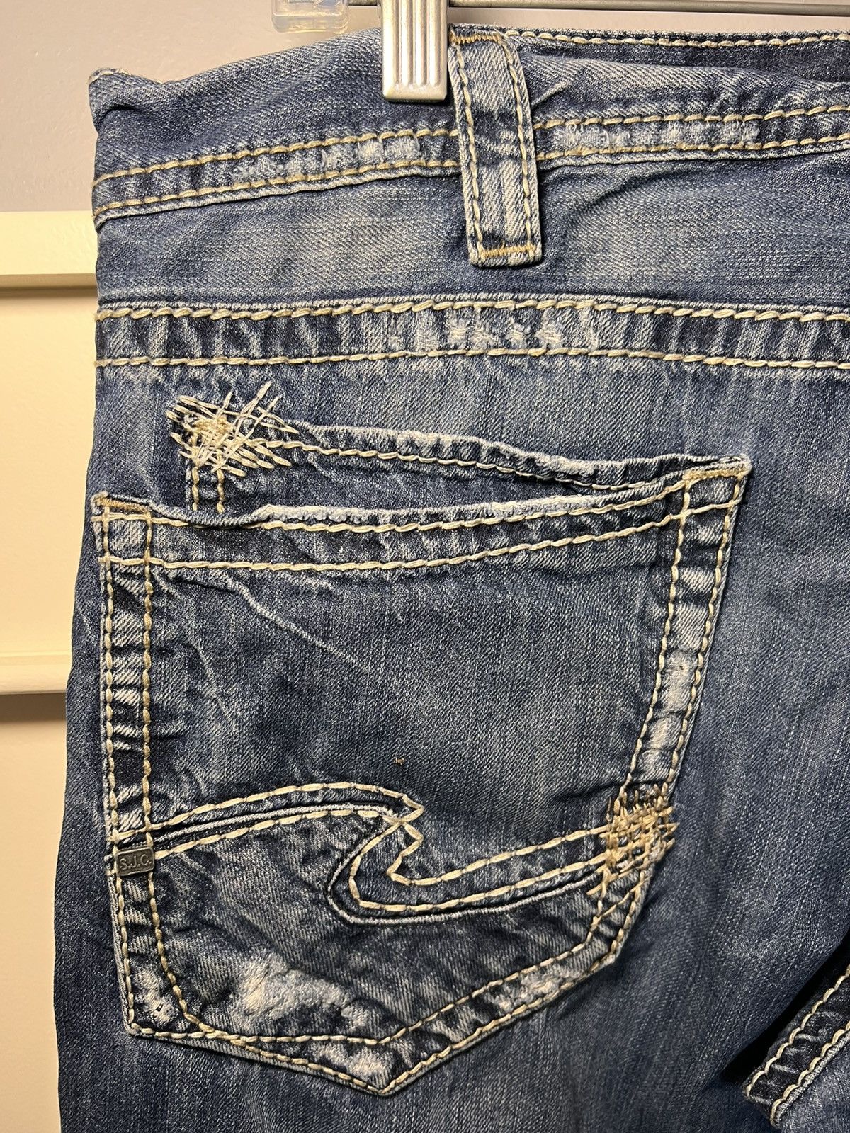 Silver Jeans Co. Vintage Silver bootcut 6 pocket contrast stitch faded jeans Size US 34 / EU 50 - 13 Thumbnail