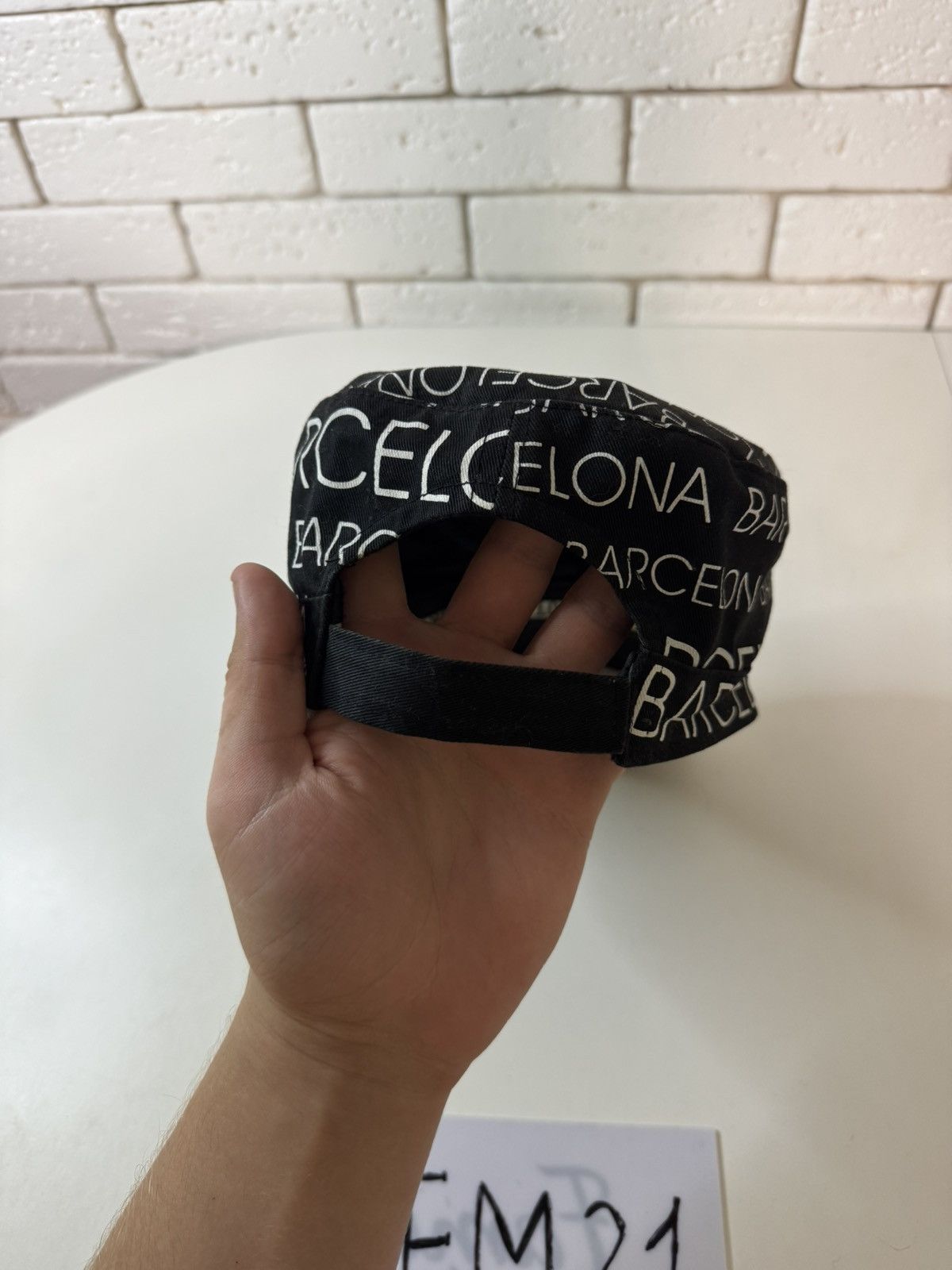 Robin Ruth Robin Ruth Barcelona cap hat Size ONE SIZE - 4 Thumbnail
