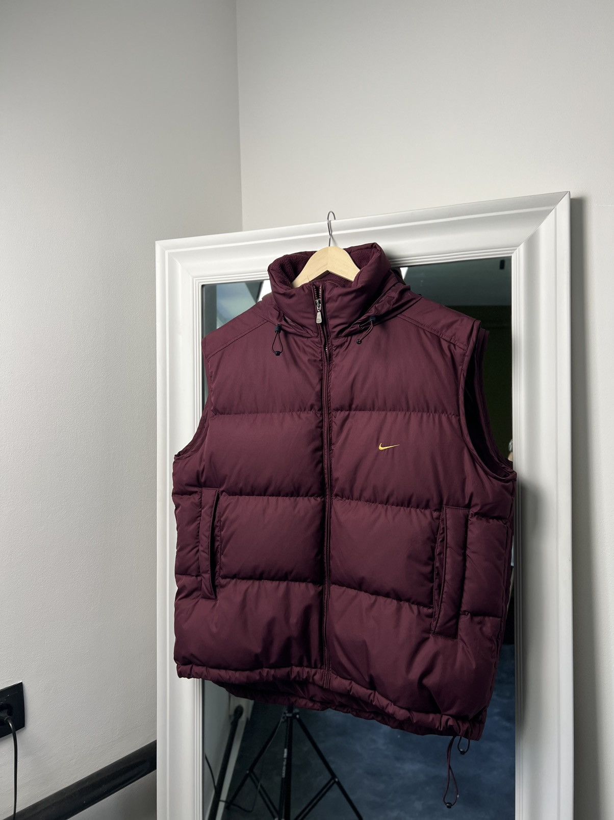 Nike Nike Vintage Burgundy Down Puffer Vest Men’s L Size US L / EU 52-54 / 3 - 4 Thumbnail