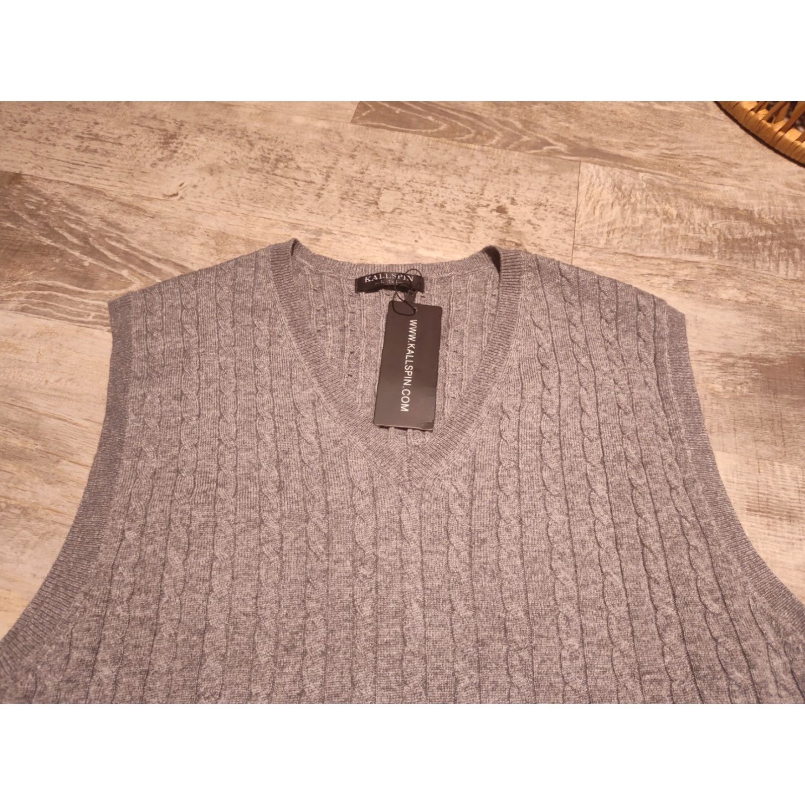 Vintage Kallspin NWT Sweater Vest Cashmere Wool Blend V Neck L Tall Cable knit Gray Mens Size US XXL / EU 58 / 5 - 3 Thumbnail