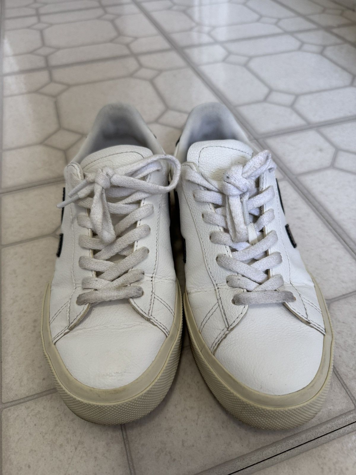Veja Veja Women’s sneakers Size US 7 / IT 37 - 3 Thumbnail