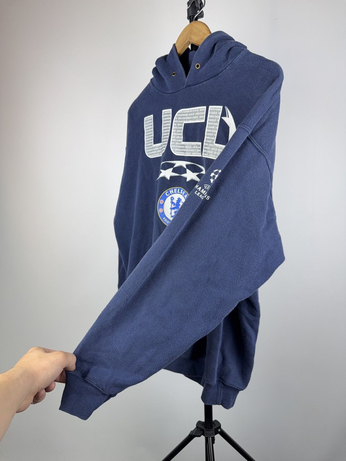 UEFA Vintage 00s UEFA Chelsea UCL Champions League Hoodie Size US L / EU 52-54 / 3 - 5 Thumbnail