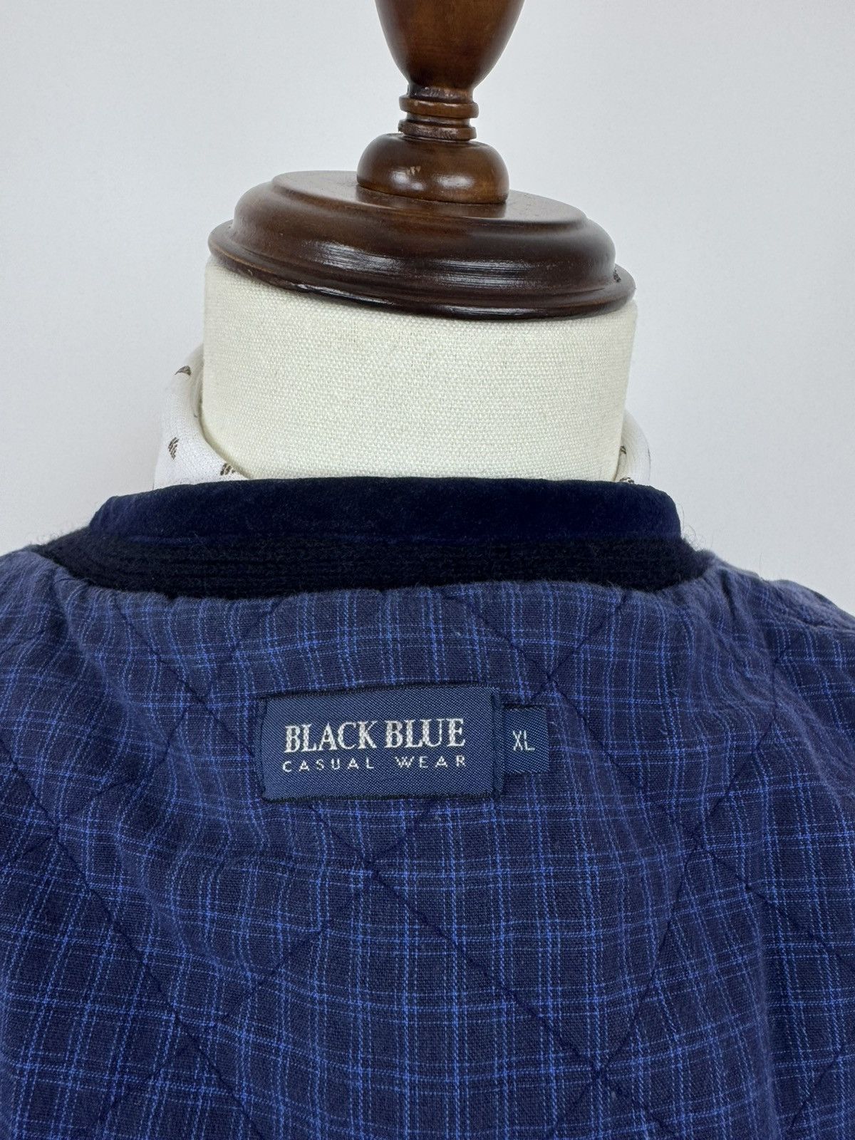 Other Vintage Black Blue Casual wear wool cardigan sailor style Size US XL / EU 56 / 4 - 12 Thumbnail