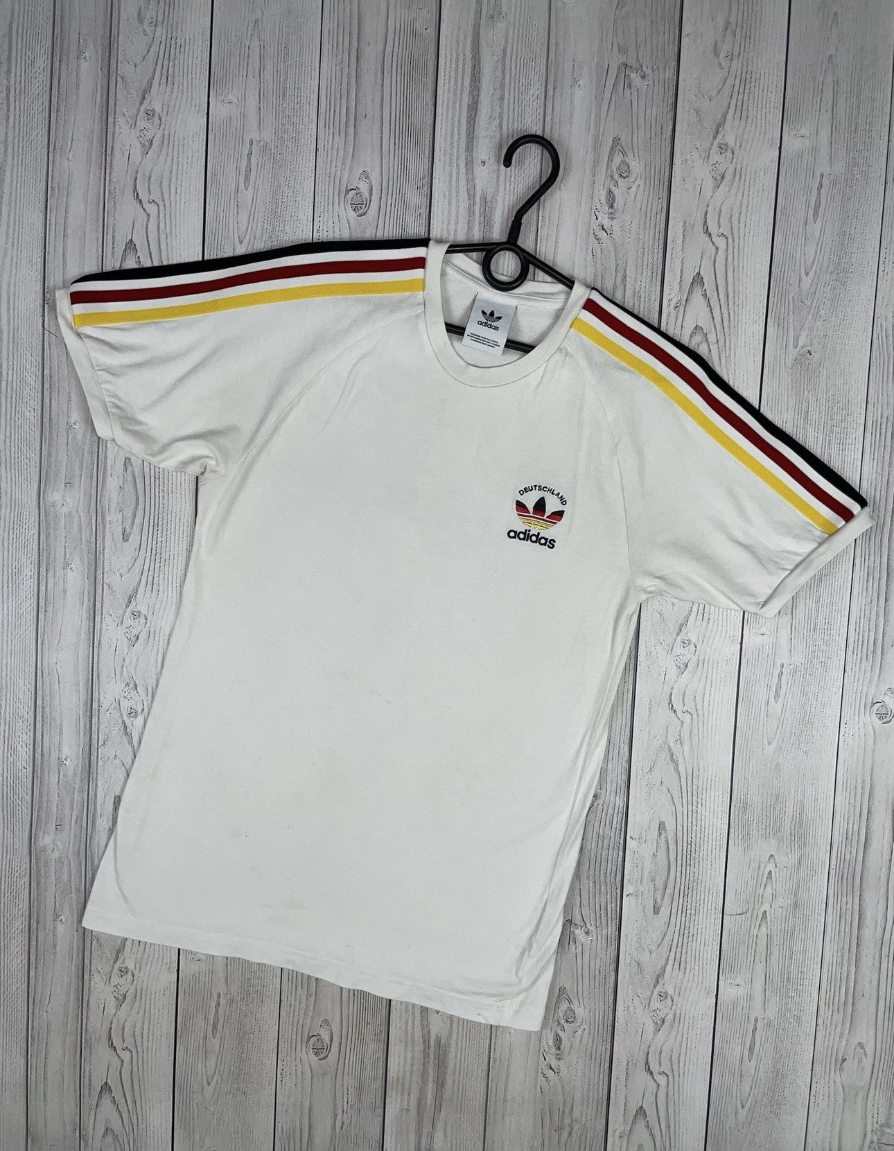 Adidas Adidas Deutschland Germany soccer tee rare striped logo Size US M / EU 48-50 / 2 - 1 Thumbnail