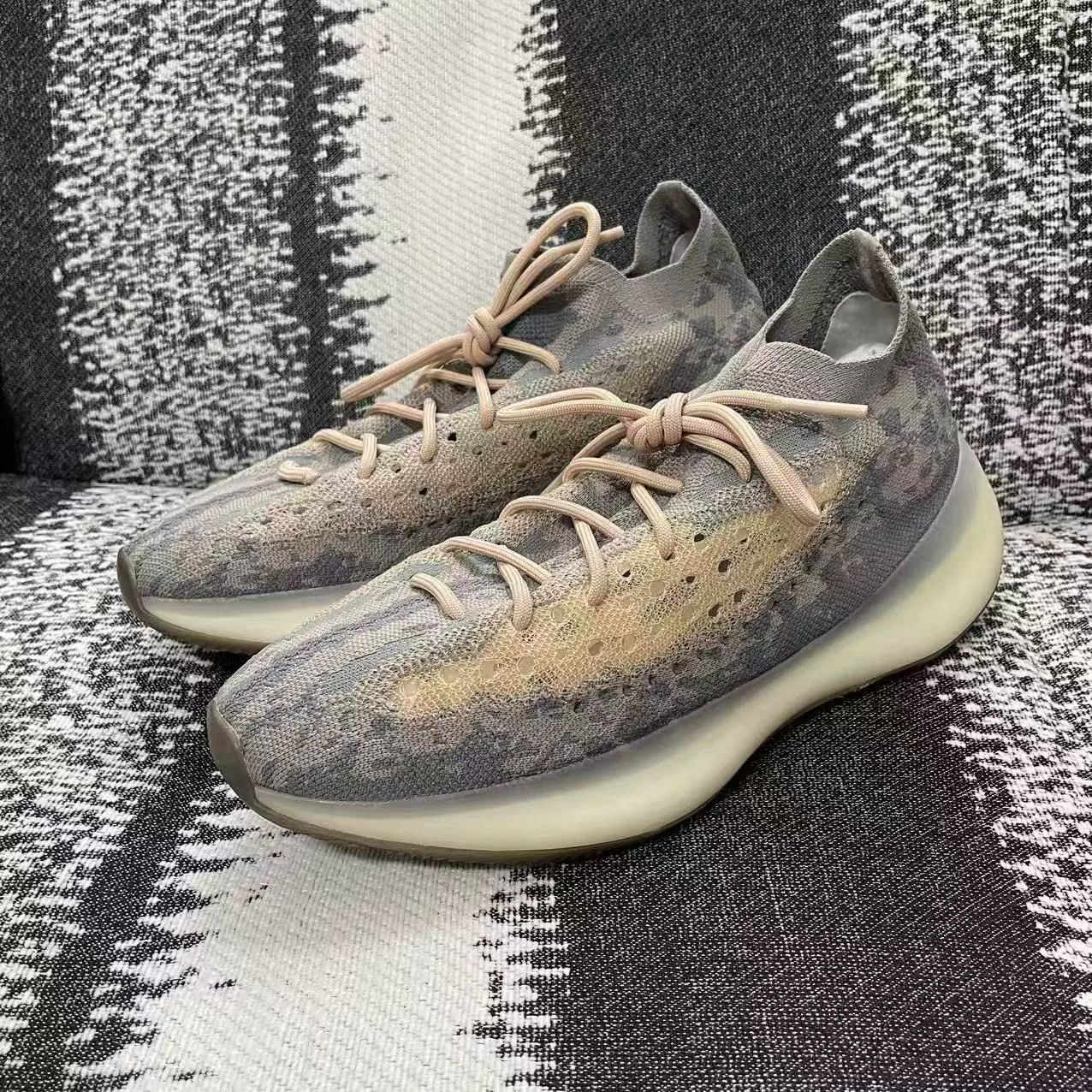 Adidas Adidas YEEZY Gray Lowtop Sneakers 13 Men Size US 13 / EU 46 - 1 Thumbnail