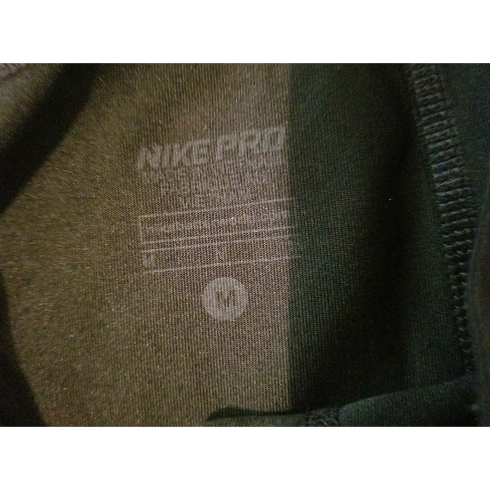 Nike Womens Nike Pants M Medium Black Athletic Gym Workout Capri Mens? No. End. Size 32" / US 10 / IT 46 - 5 Thumbnail