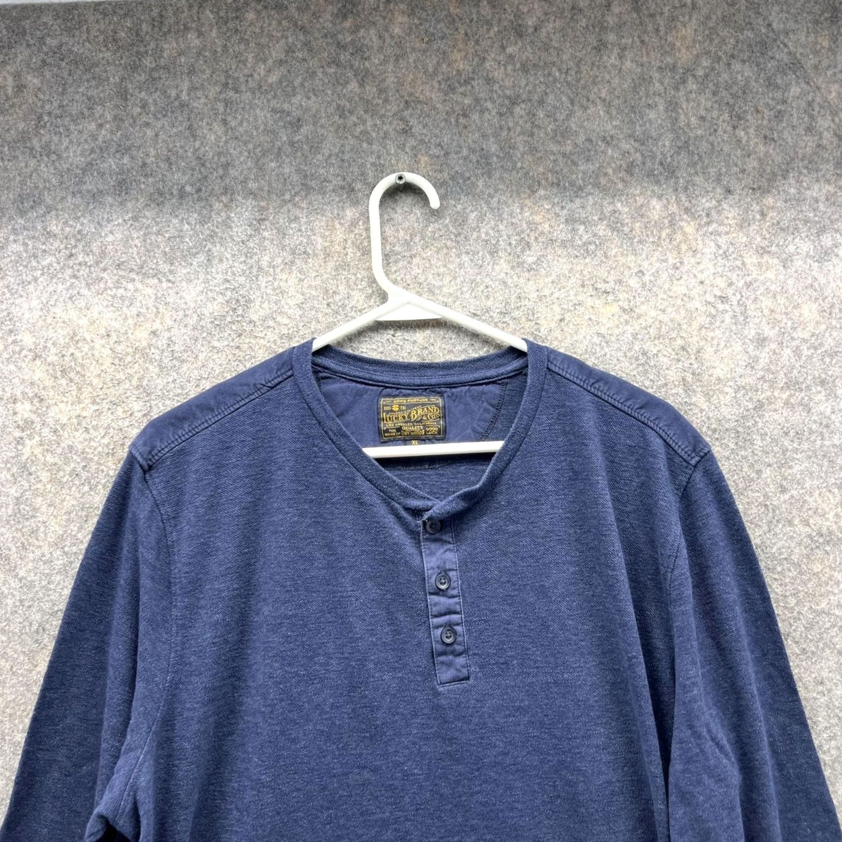 Lucky Brand Lucky Brand Shirt Men XL Henley Blue Navy Casual Pullover Regular All Seasons Vintage? Size US XL / EU 56 / 4 - 2 Thumbnail