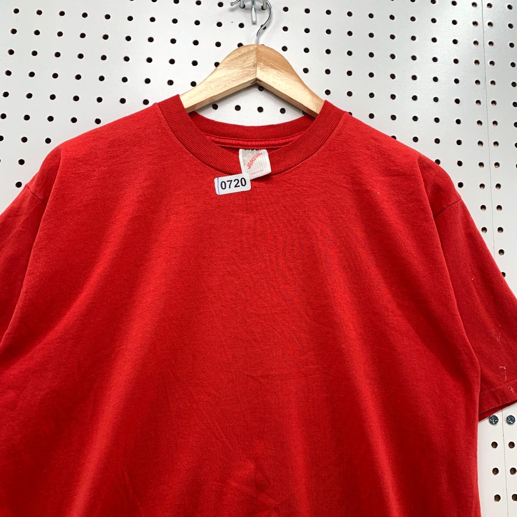 Jerzees VINTAGE Jerzees Shirt Mens L Red 90s Made in USA 50/50 Cotton Blend Crew Neck Short Sleeve T-Shirt Size US L / EU 52-54 / 3 - 4 Thumbnail