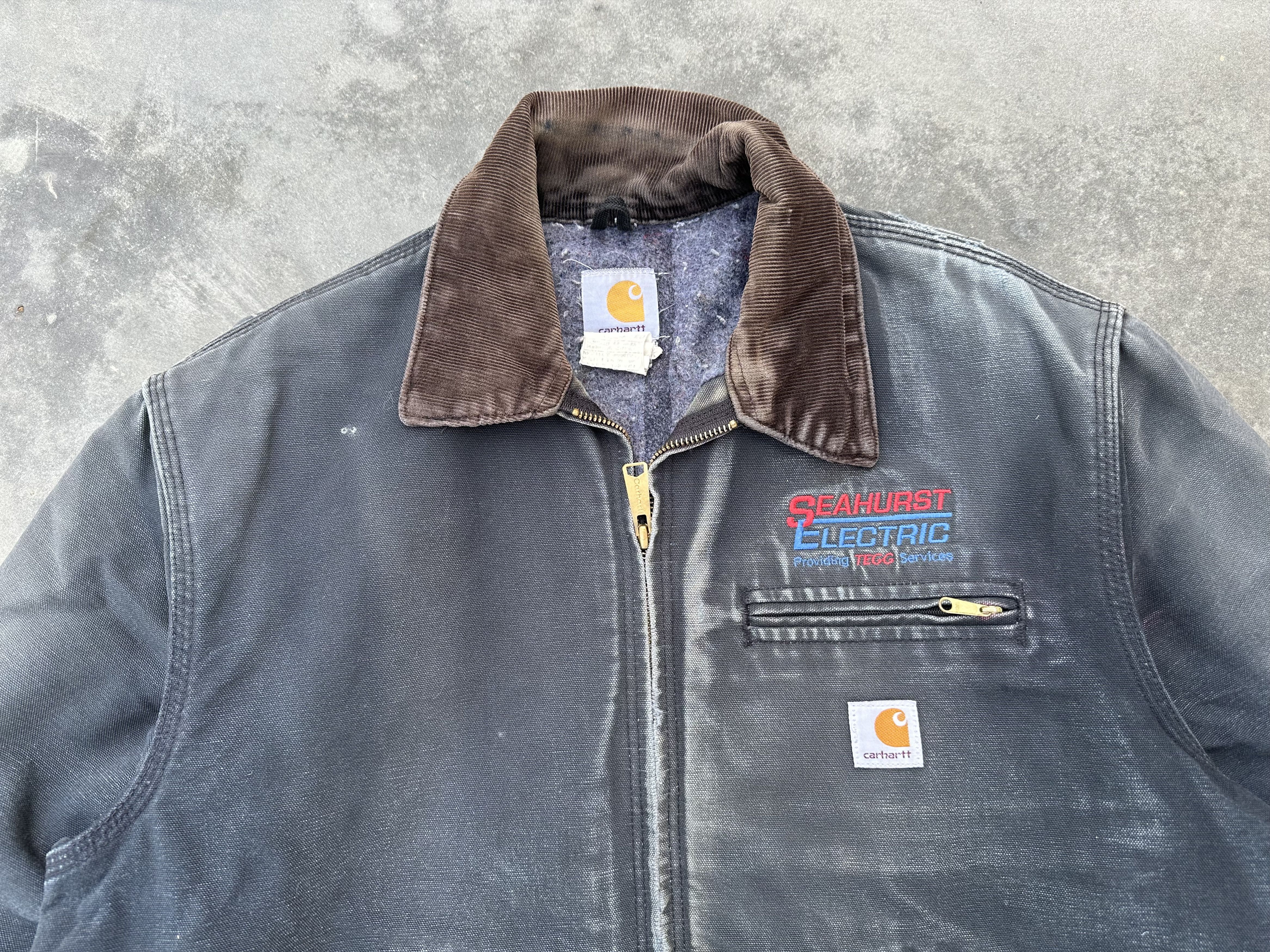 Carhartt Vintage Carhartt Distressed Detroit Jacket – Faded Black Size US L / EU 52-54 / 3 - 4 Thumbnail