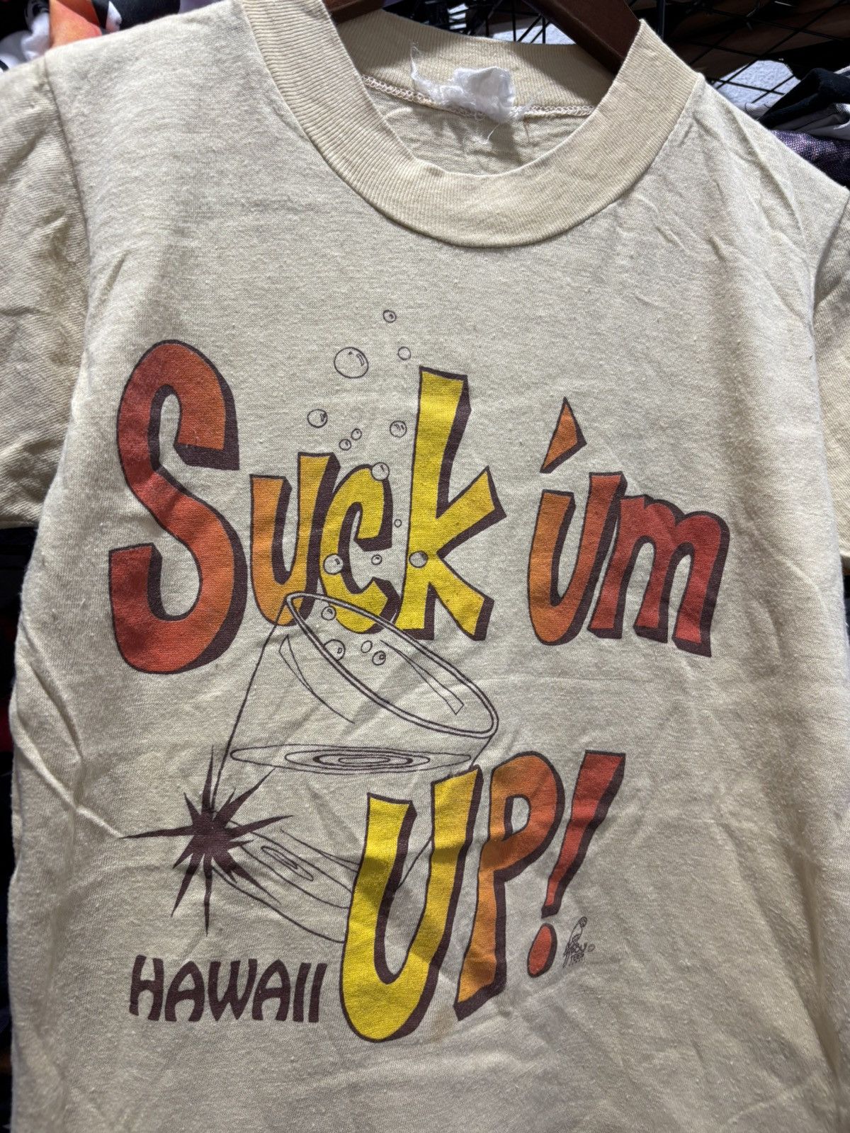 Vintage Vintage Hawaii Suck Um Up Poly Tees Tshirt Size US S / EU 44-46 / 1 - 3 Thumbnail