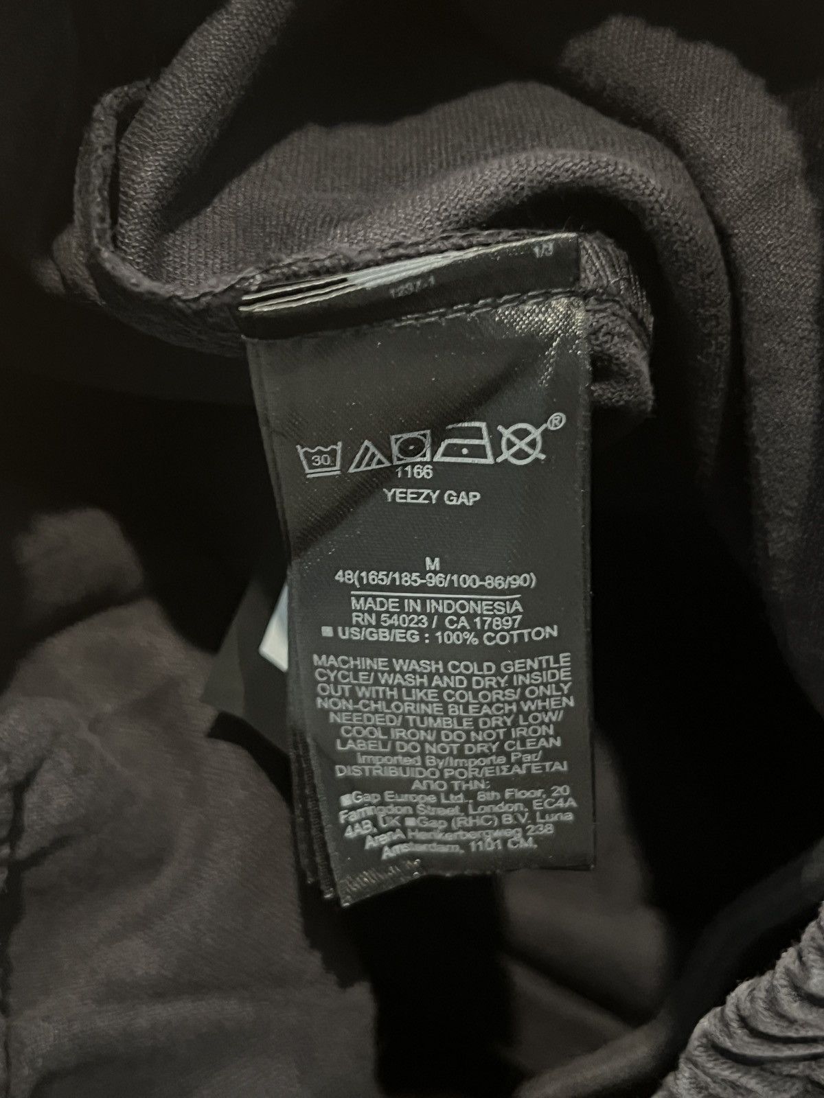 Yeezy Yeezy Gap Sateen Cargo Pants Poetic Black Size Medium Size US 32 / EU 48 - 8 Thumbnail