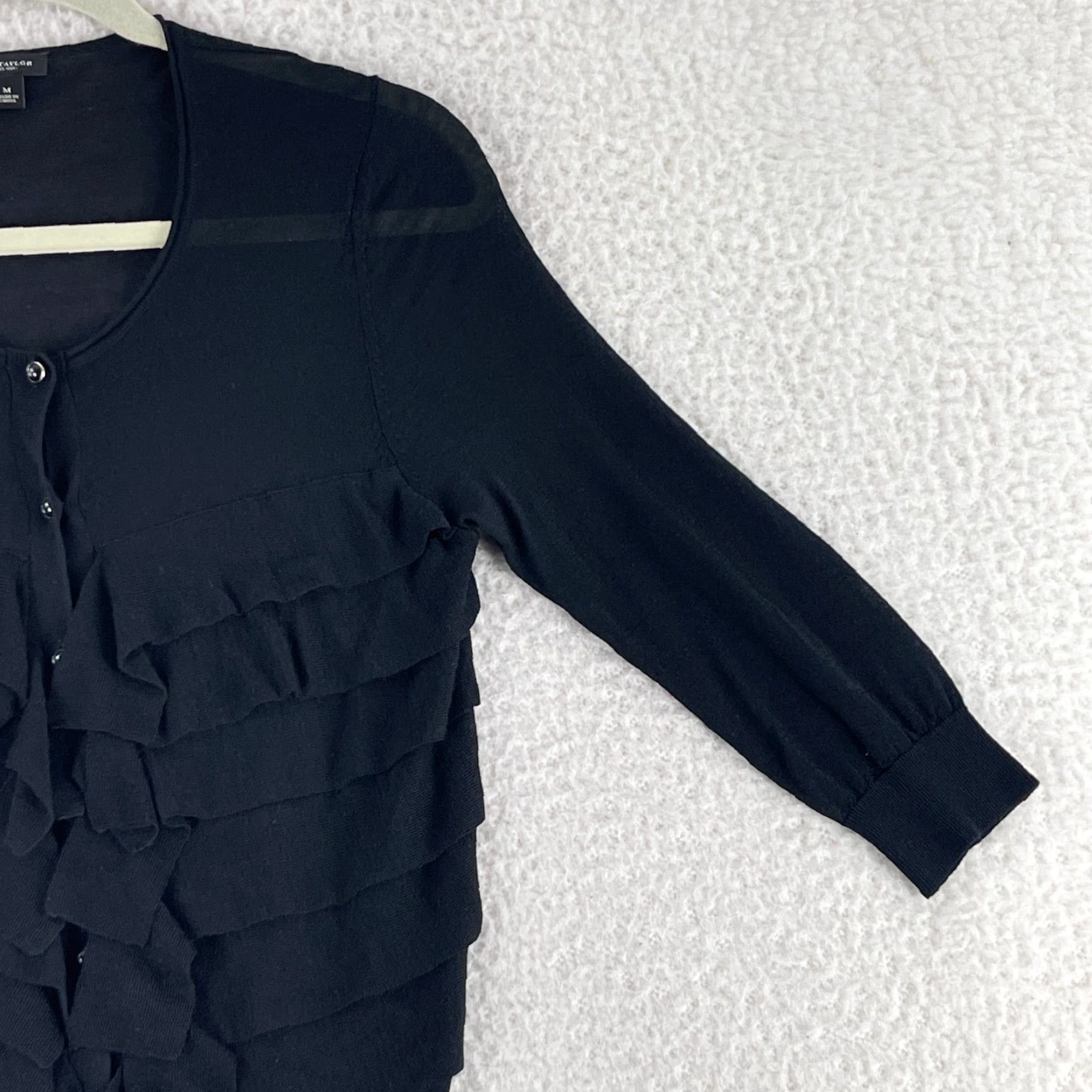 Ann Taylor Ann Taylor Cardigan Womens Medium Black Button Front Ruffle Lightweight Casual Size M / US 6-8 / IT 42-44 - 4 Thumbnail