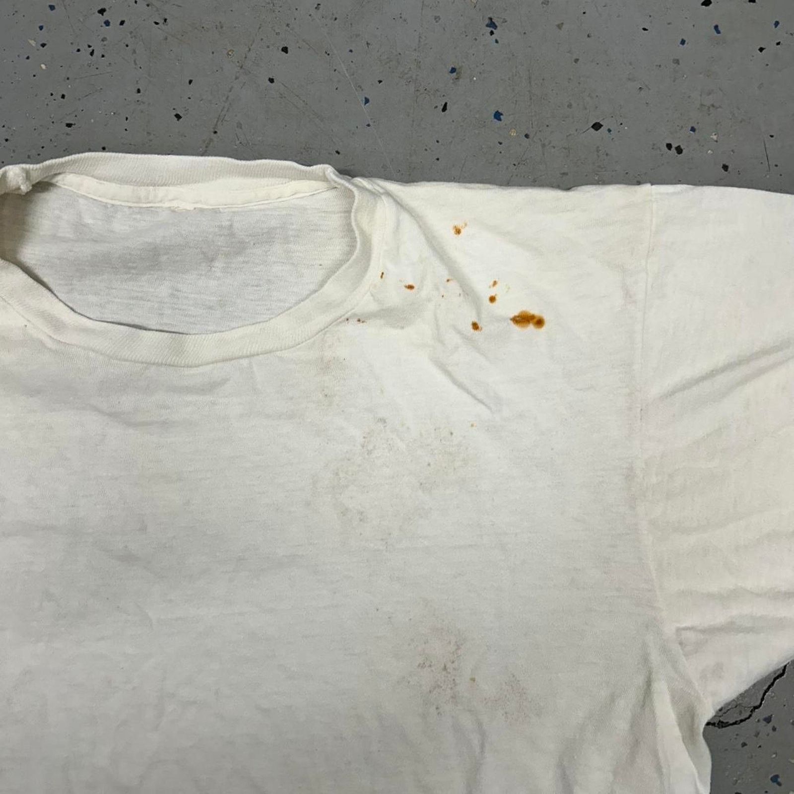 Other White vintage Distressed 60s/70s cotton t-shirt Size US L / EU 52-54 / 3 - 4 Thumbnail