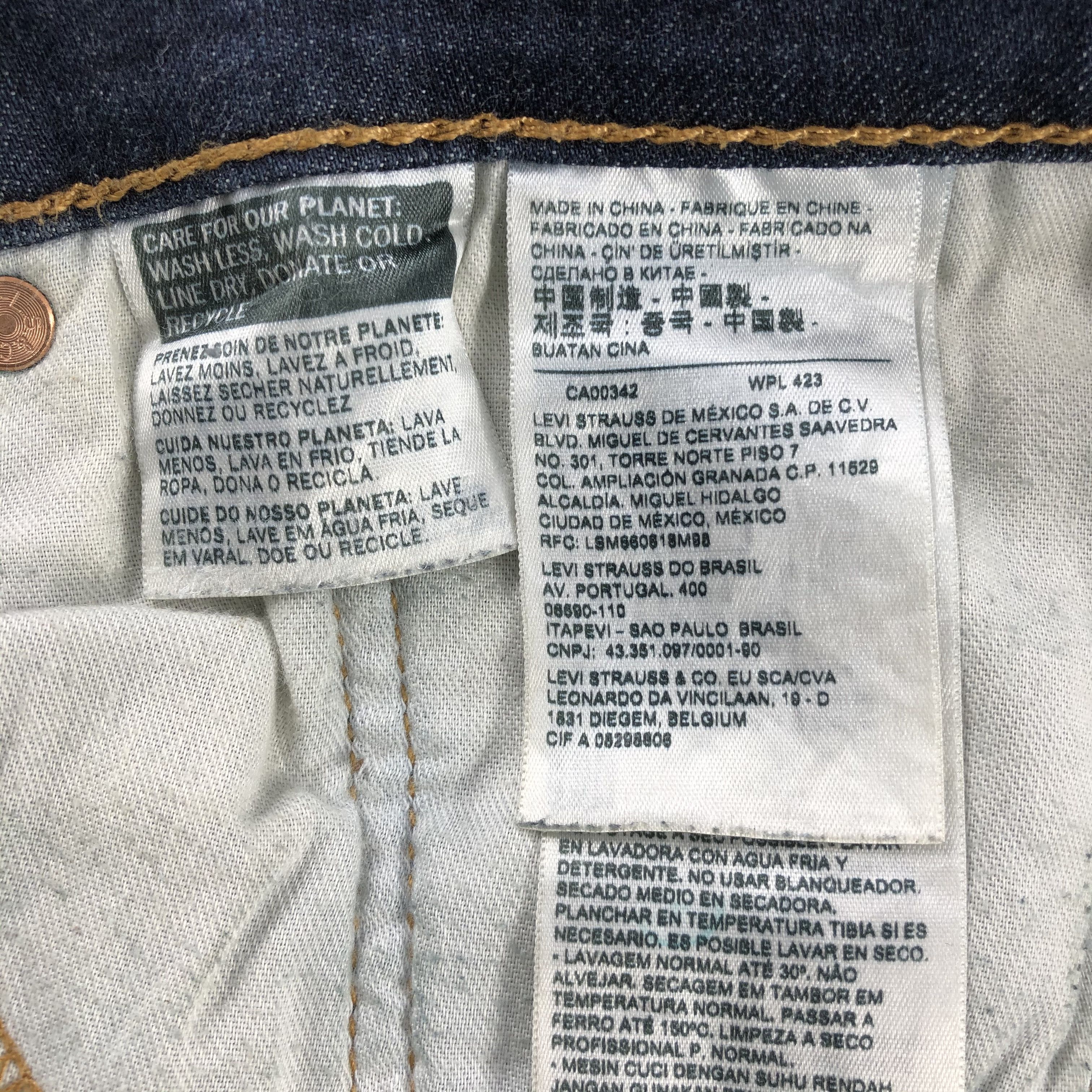 Levi's × Vintage Vintage Blue Wash Levis 514 Jeans-JM2726 Size US 36 / EU 52 - 11 Thumbnail