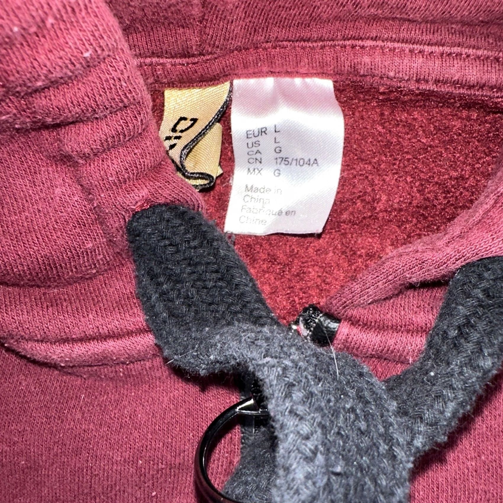 Vintage Divided Humanity United Hoodie Womens L Red 1/4 Zip Pullover Cap Sleeve Hooded Pockets All Seasons Size L / US 10 / IT 46 - 2 Thumbnail