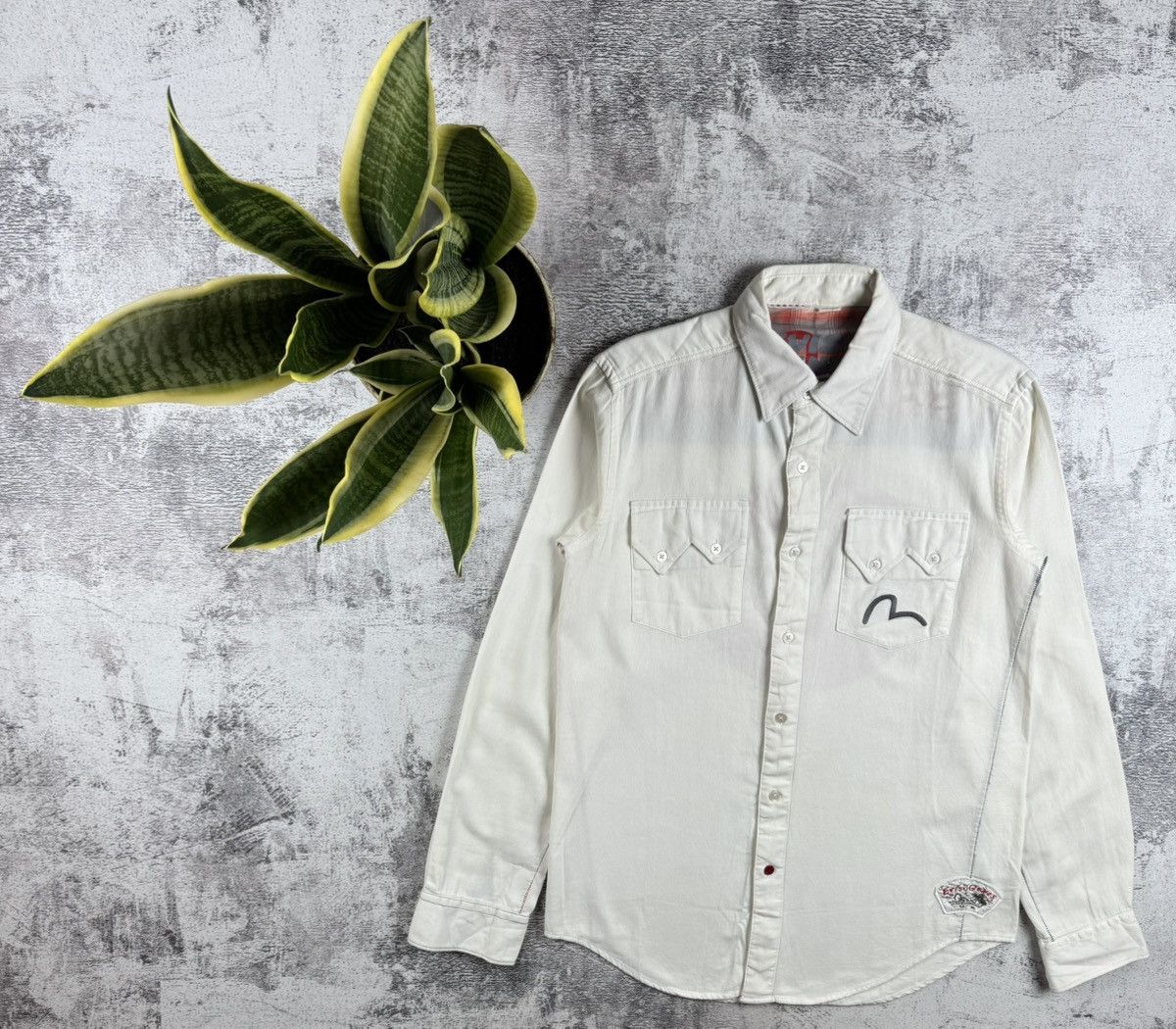 Evisu Evisu Gensis Japan Flag Velour Corduroy Medium Button Longsleeve Shirt Size US M / EU 48-50 / 2 - 9 Thumbnail