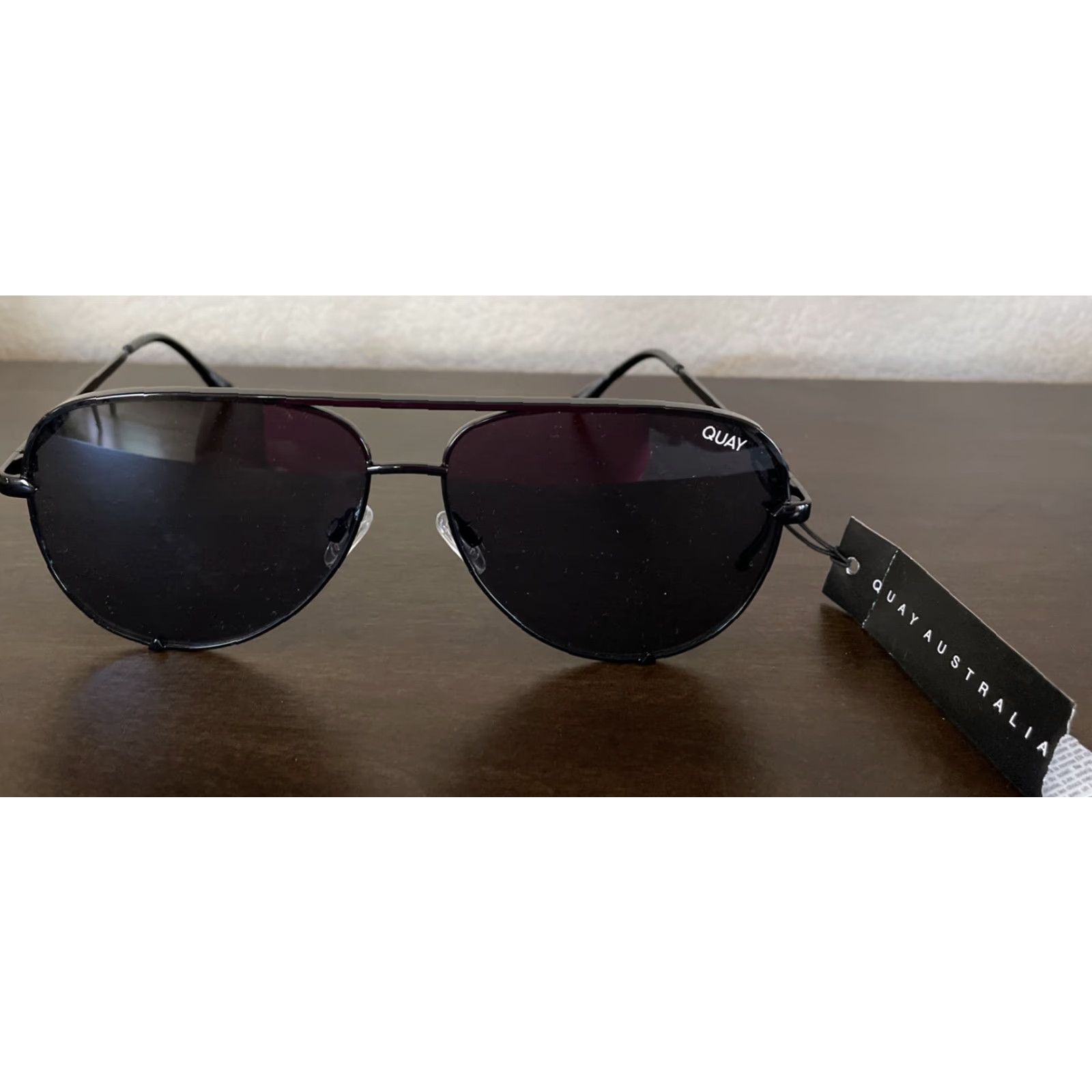 Vintage Quay Australia High Key Aviator Sunglasses Women Black Smoke Polarized UV400 W Clear Case Size ONE SIZE - 2 Thumbnail