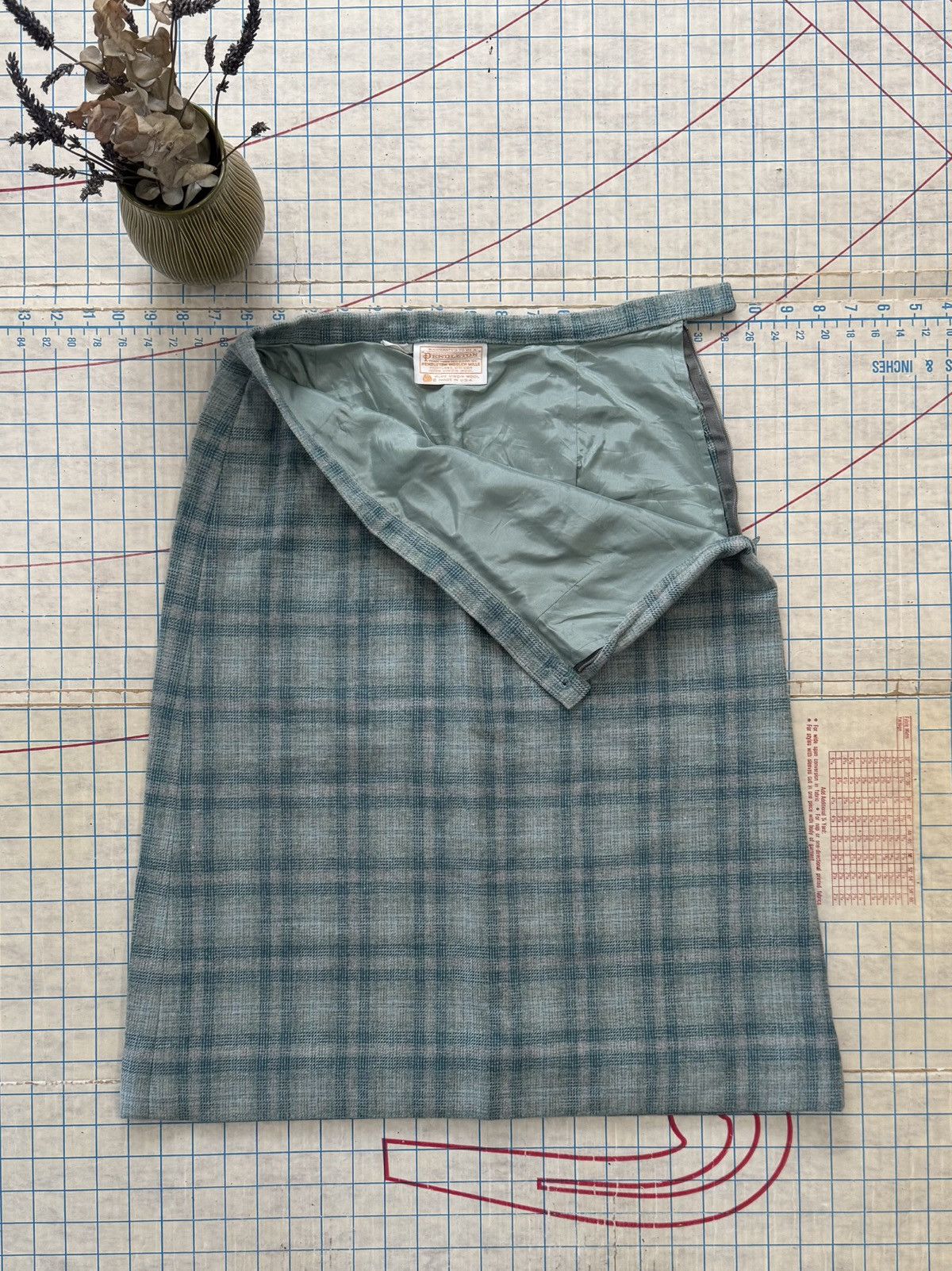 Pendleton × Vintage Vintage Pendleton Wool Plaid Skirt Made in USA Blue Size 28" / US 6 / IT 42 - 5 Thumbnail
