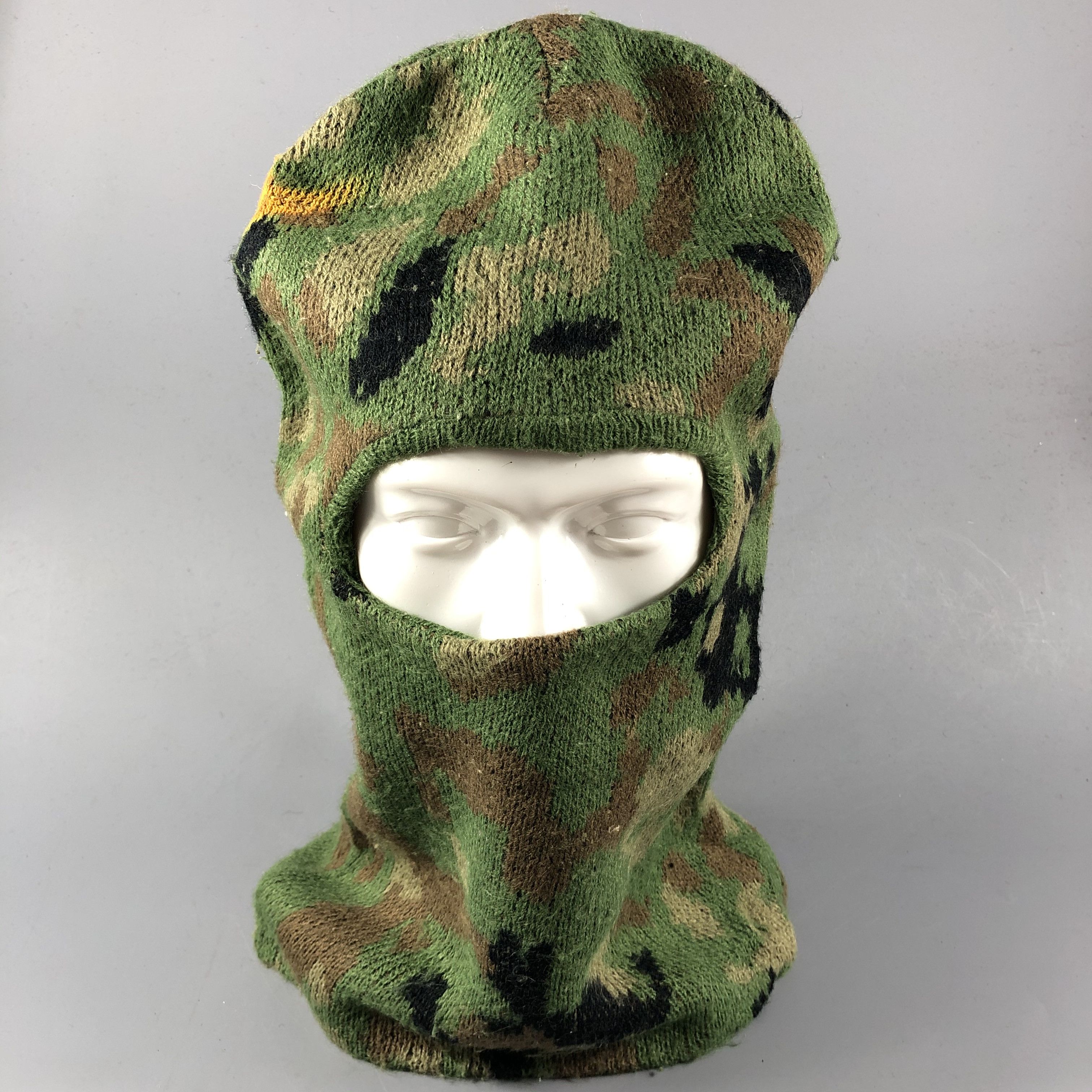 Vintage Camouflage Army Balaclava Beanie Snowcap Snow Hat B742 Size ONE SIZE - 1 Thumbnail