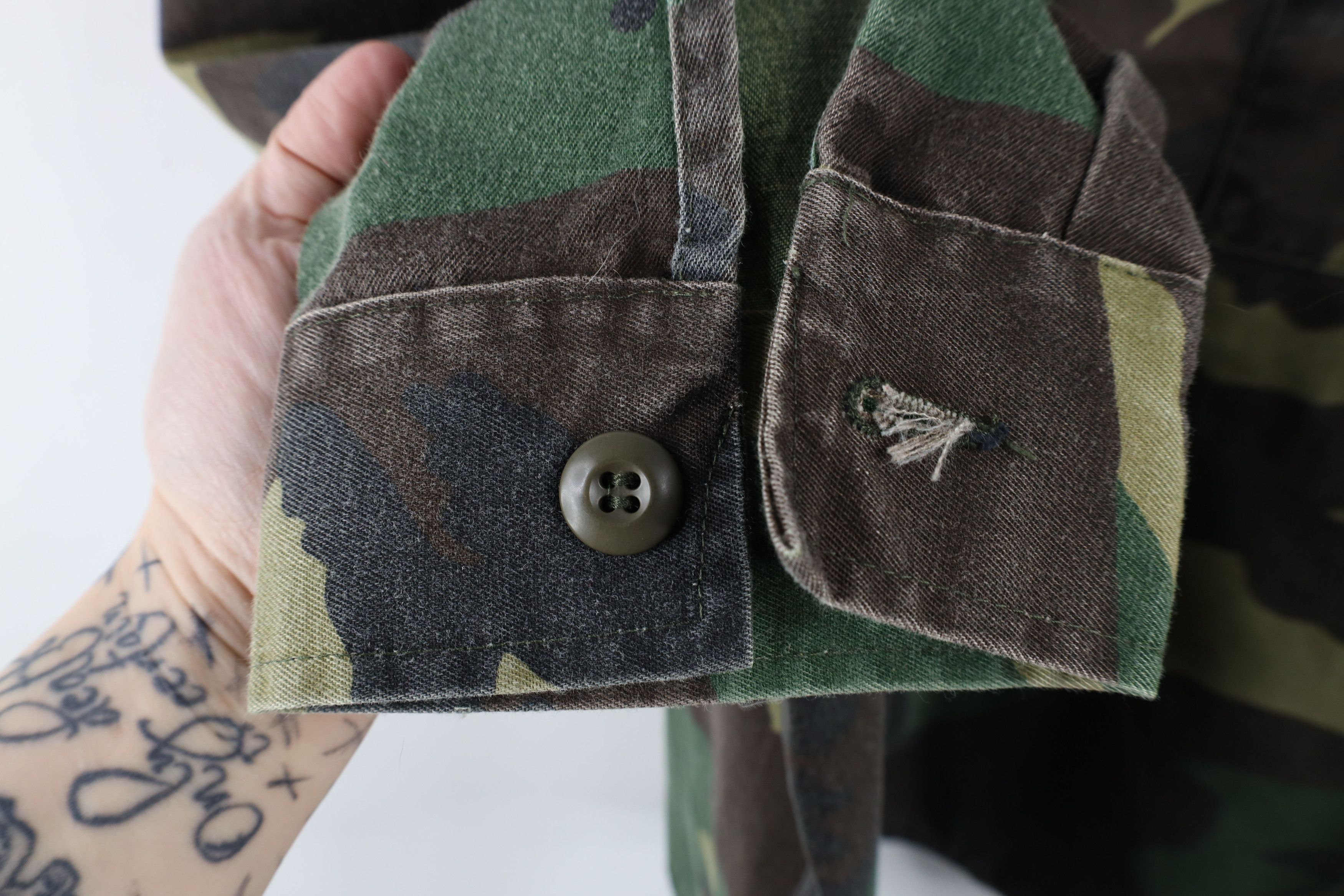 Vintage Vintage 70s Military Camouflage Combat Field Jacket Coat Size US L / EU 52-54 / 3 - 7 Thumbnail