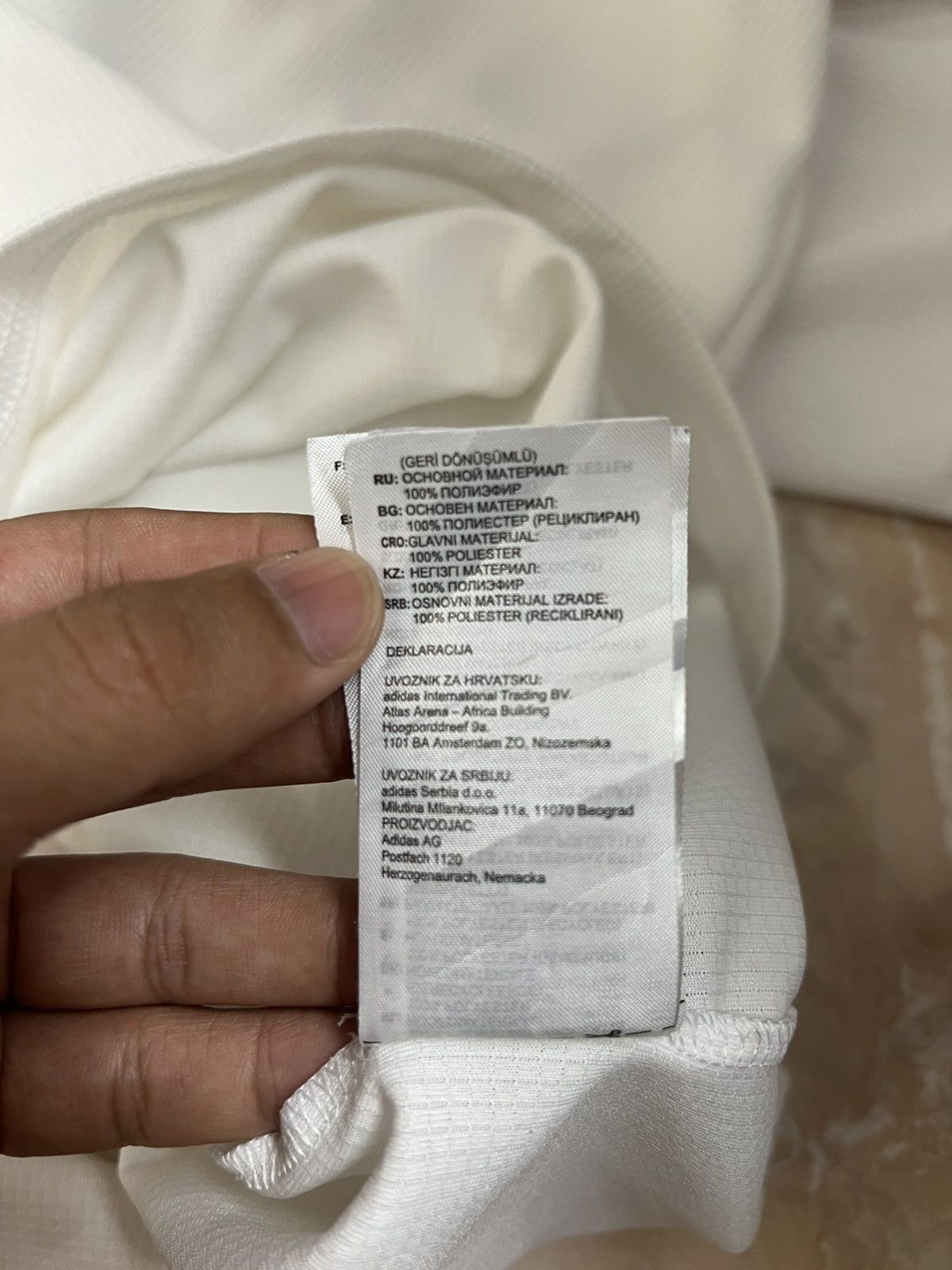Adidas Adidas Real Madrid 2019/2020 Home Jersey Size US XL / EU 56 / 4 - 14 Thumbnail
