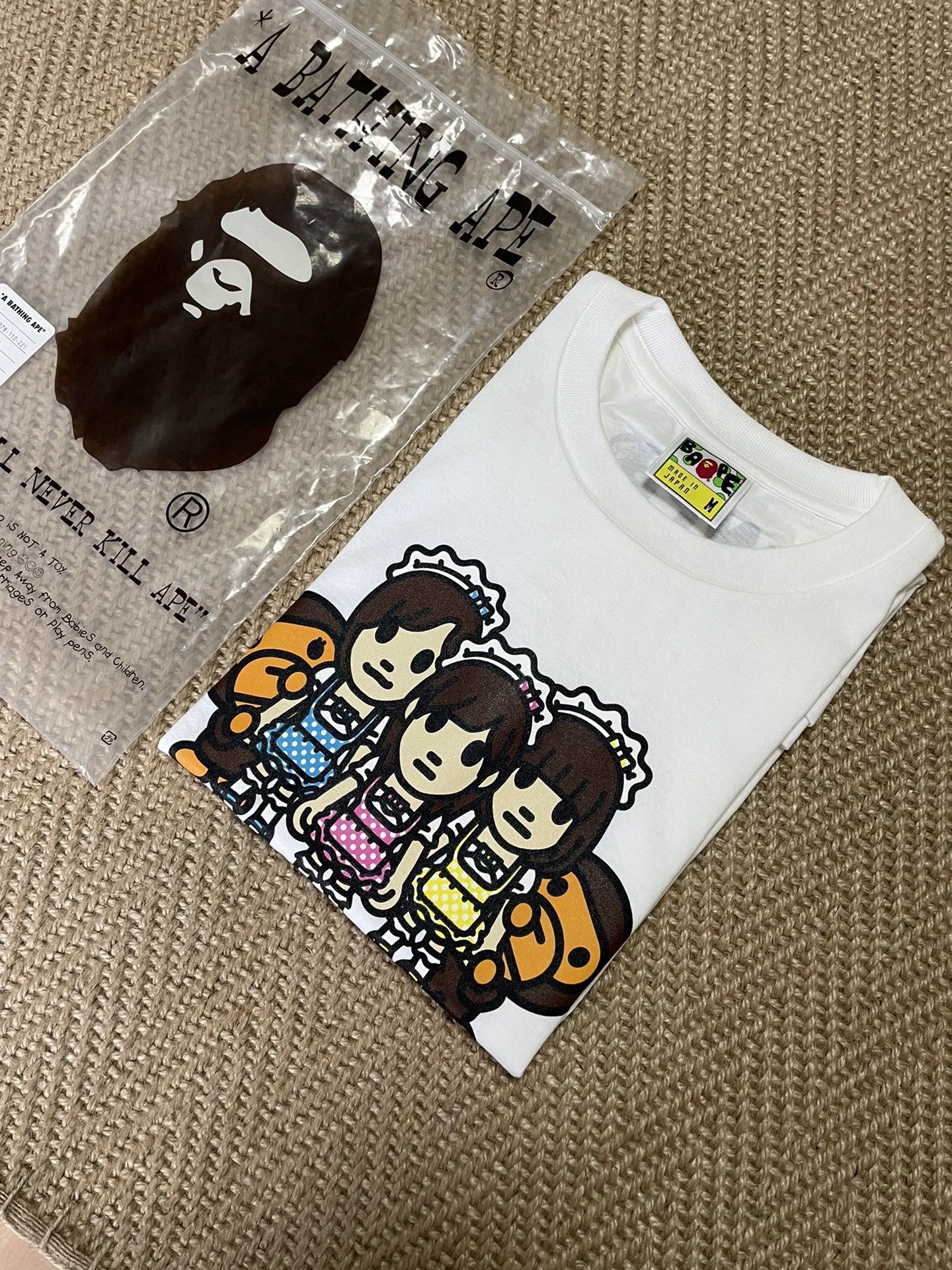 Bape BAPE X AKB48 Jurina Mayuyu Paruru SS T-shirt M New Rare Size M / US 6-8 / IT 42-44 - 5 Thumbnail