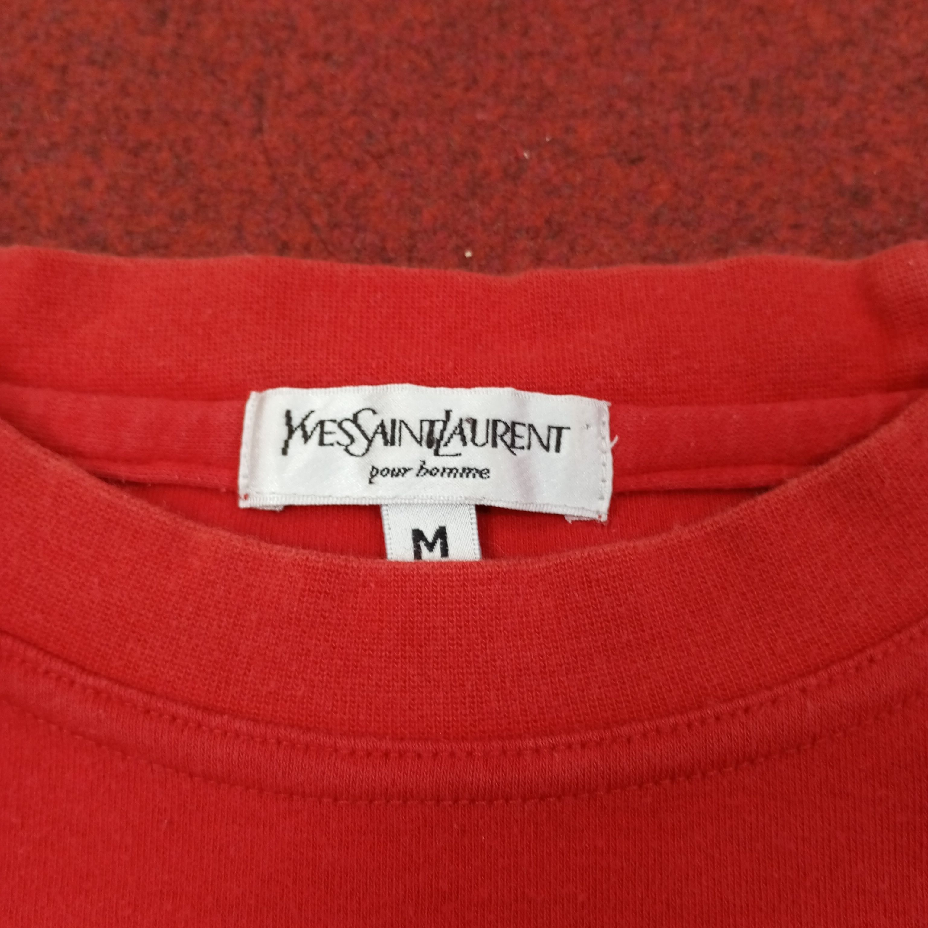 Yves Saint Laurent Yves Saint Laurent Fashion Brand Spellout Tshirt c239n44 Size US L / EU 52-54 / 3 - 6 Thumbnail