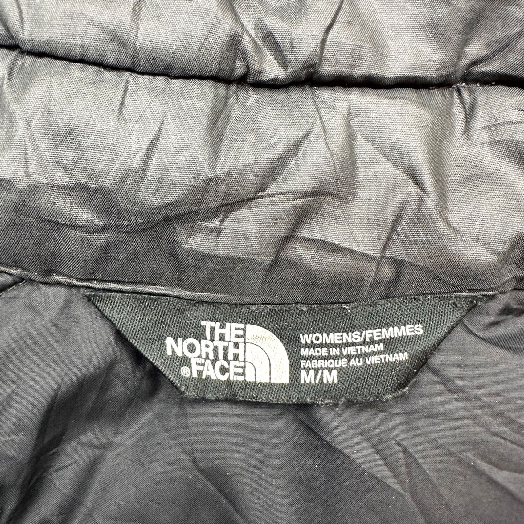 The North Face The North Face Puffer Vest Womens Medium Black 550 Down Fill Aconcagua Quilted Zip Vest Womens M Black Size M / US 6-8 / IT 42-44 - 3 Thumbnail
