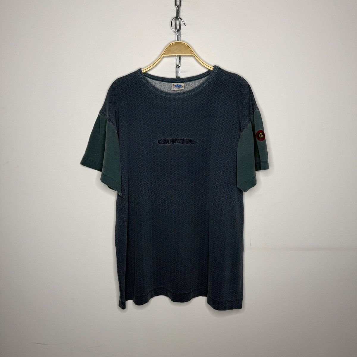 Gotcha RARE* Vintage 80s Gotcha Skate Surf Knit TShirt Size US XL / EU 56 / 4 - 1 Thumbnail
