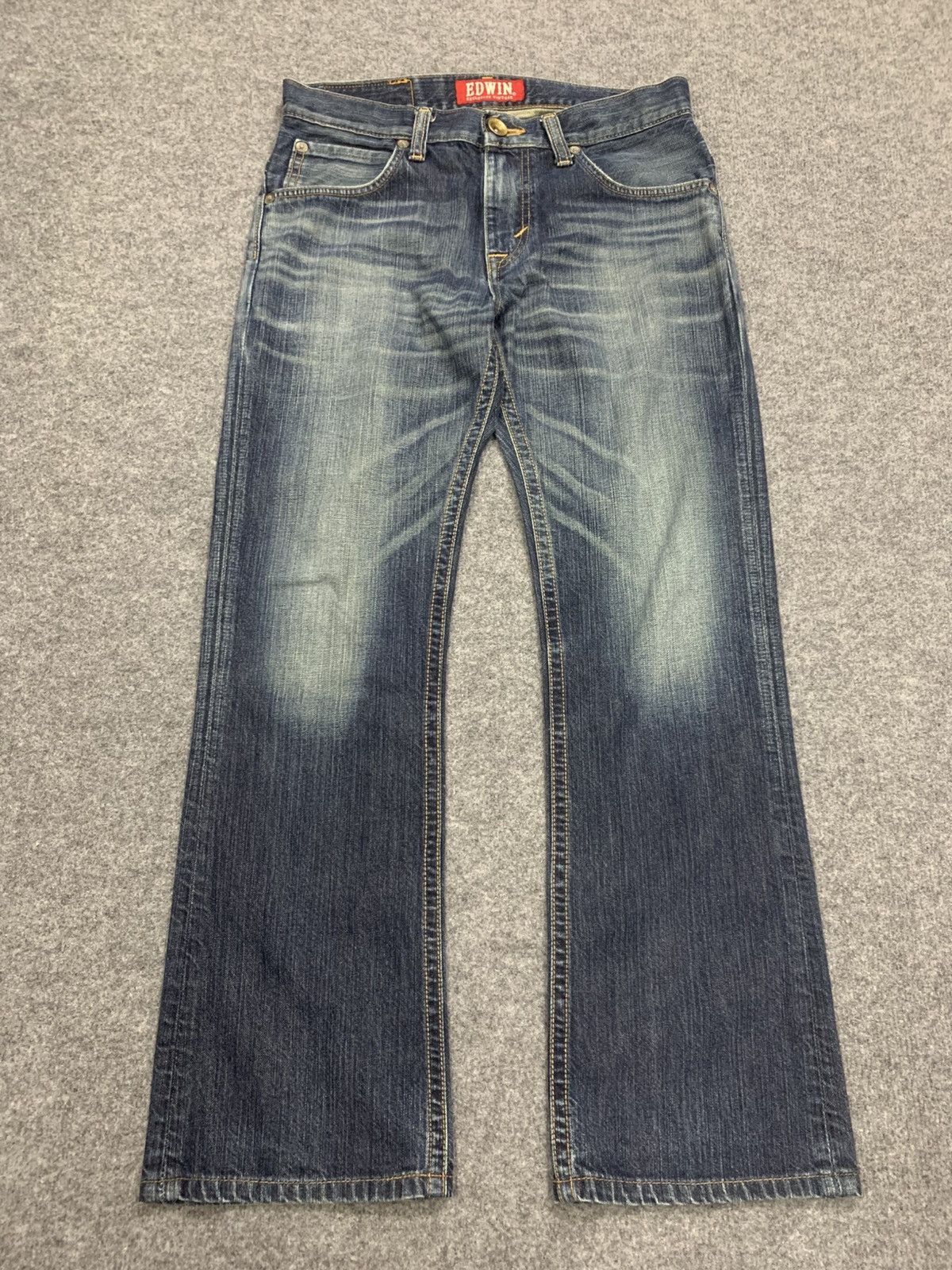 Le Grande Bleu (L.G.B.) FLARE EDWIN XV VINTAGE NICE FADED. Size US 31 - 1 Thumbnail