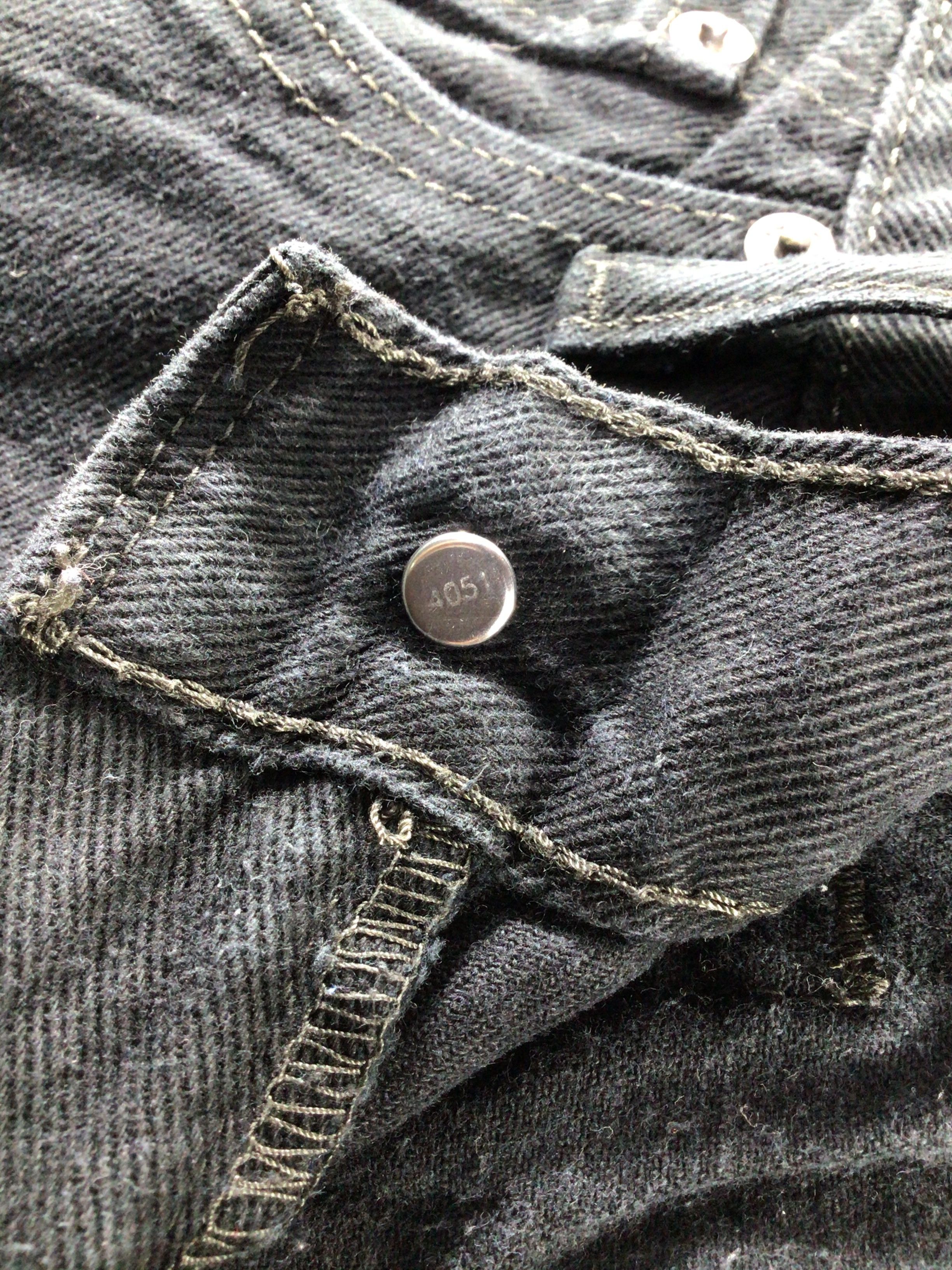 Levi's Vintage Levis 550 Jeans Levi's Black Denim -J479 Size US 37 - 9 Thumbnail