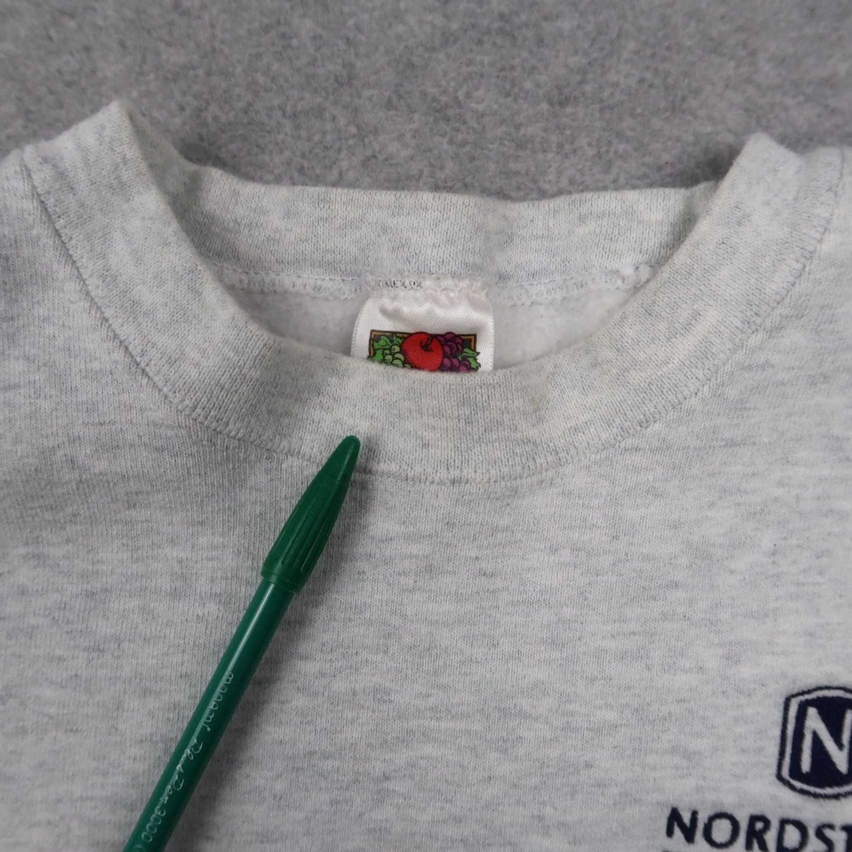 Fruit Of The Loom VINTAGE Nordstrom Sweatshirt Mens L Gray 90s Fruit of the Loom Logo Graphic Print Pullover Crew Neck Cotton Polyester Fleece Size US L / EU 52-54 / 3 - 6 Thumbnail